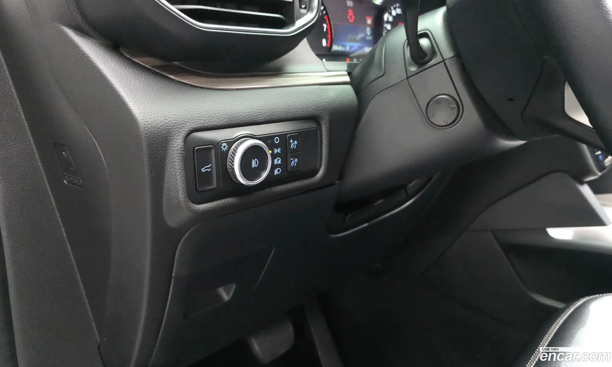 Ford Explorer 6th Gen 2023 1FMSK8FH9PGB54086 — 21