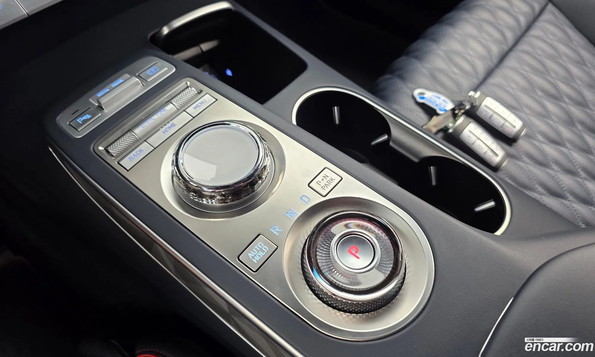 Genesis GV70 2022 — 13