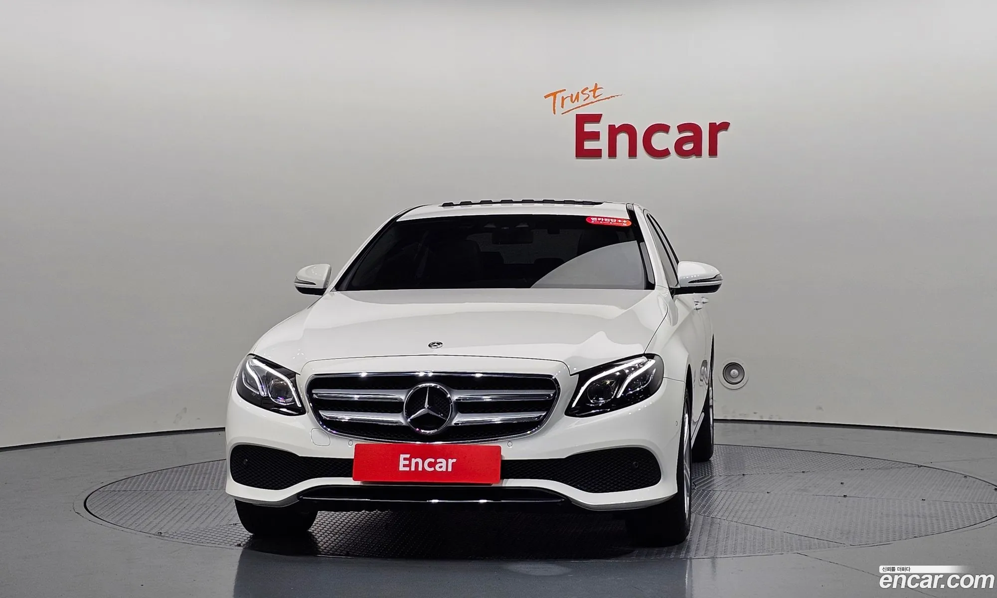 Mercedes-Benz E-Class W213 2018 WDDZF0EB3JA401107 — 11
