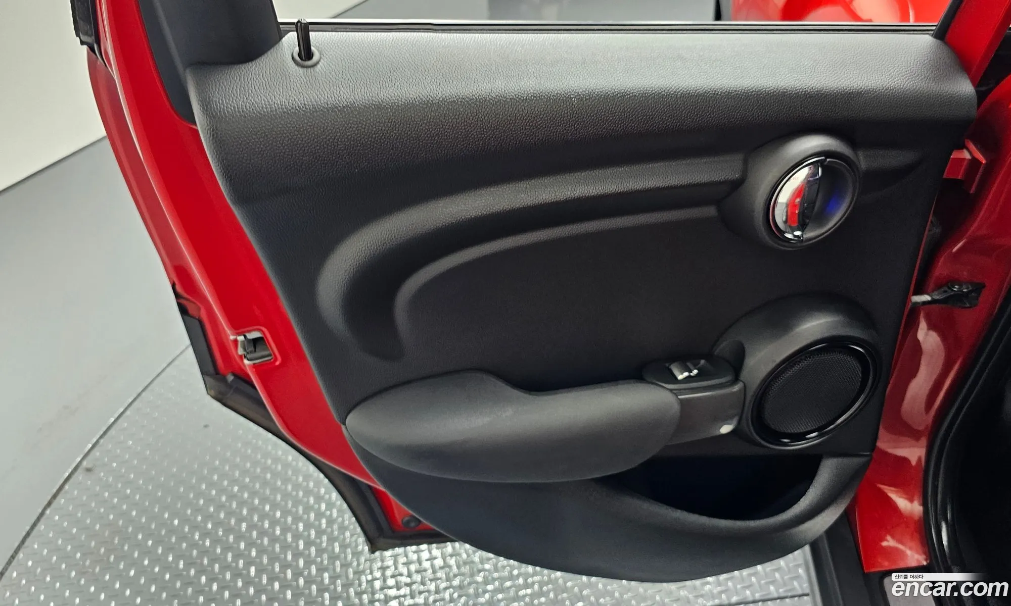 Mini Cooper D 2015 — 32
