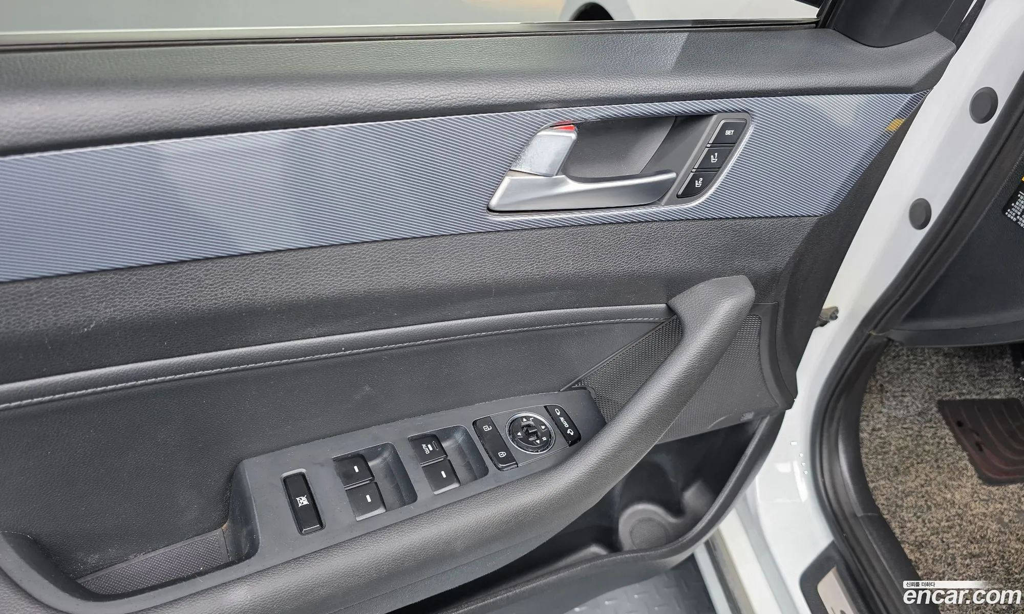 Hyundai LF Sonata Hybrid 2017 — 11