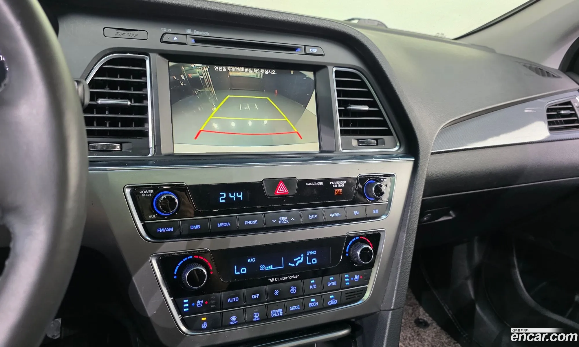 Hyundai LF Sonata Hybrid 2017 — 17