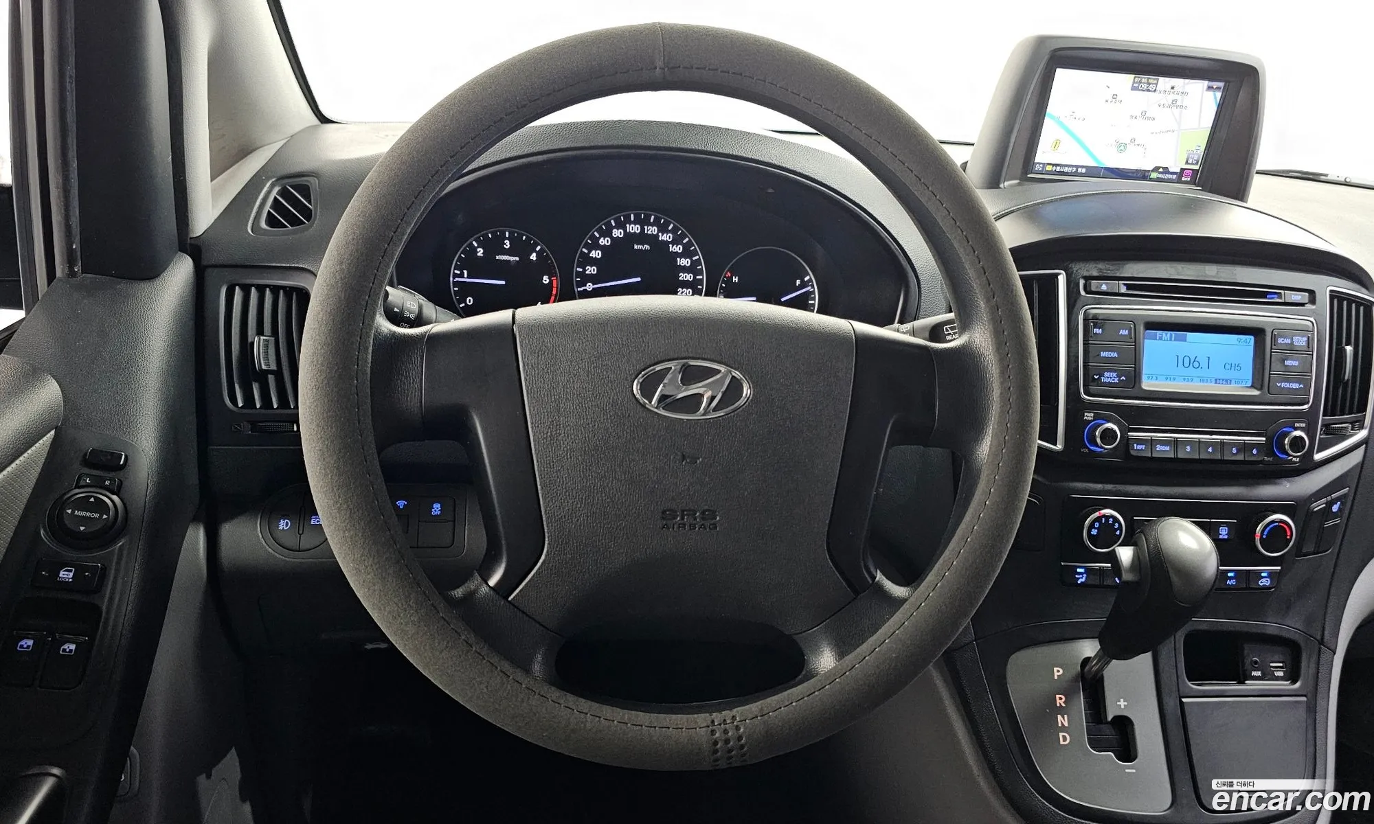 Hyundai Grand Starex 2017 — 13