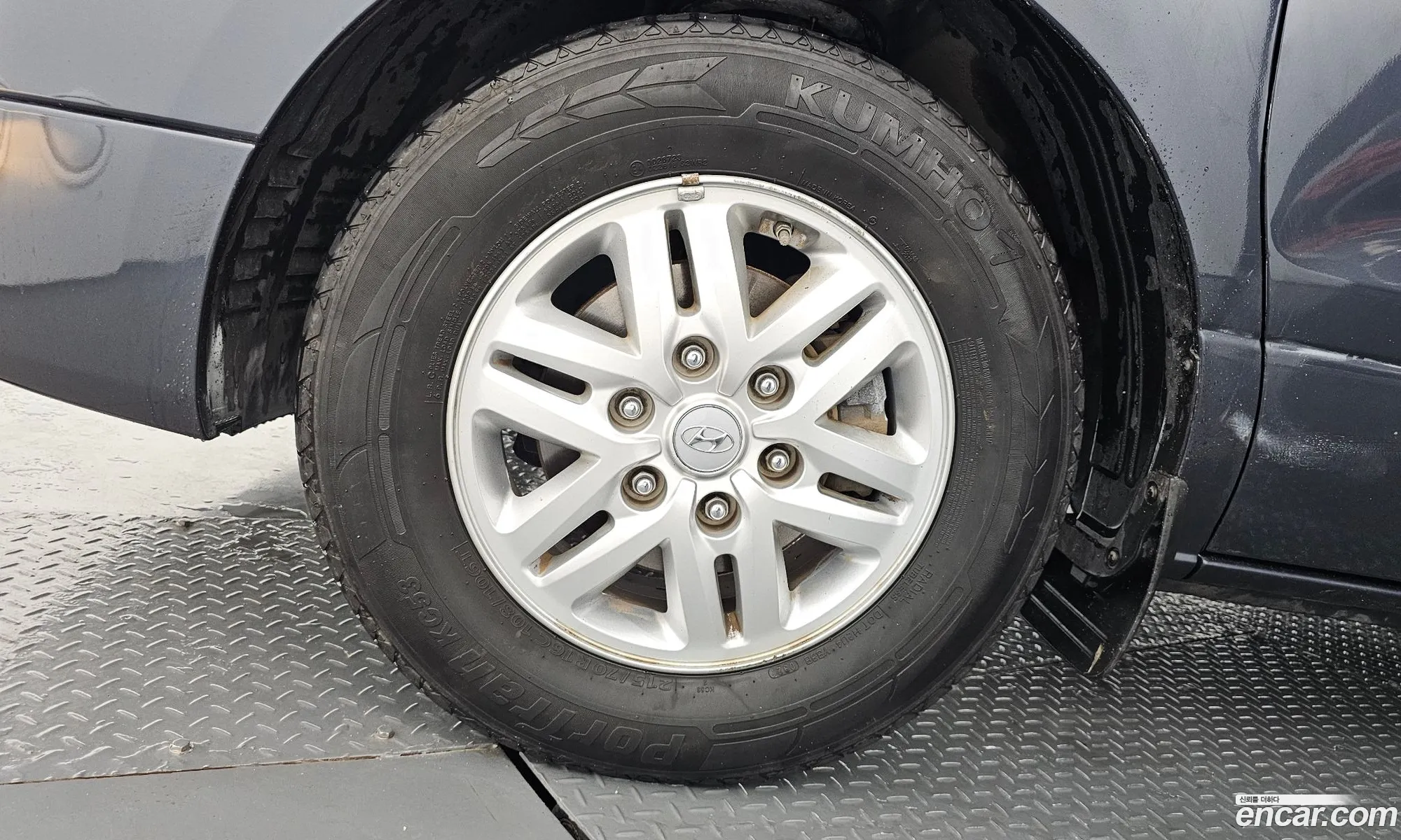 Hyundai Grand Starex 2017 — 2