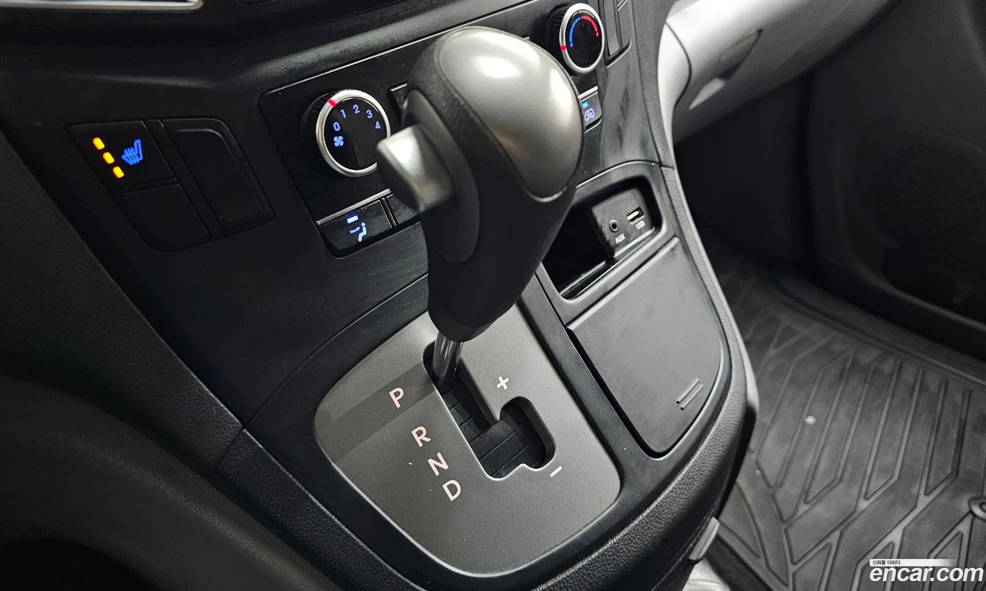 Hyundai Grand Starex 2017 — 5