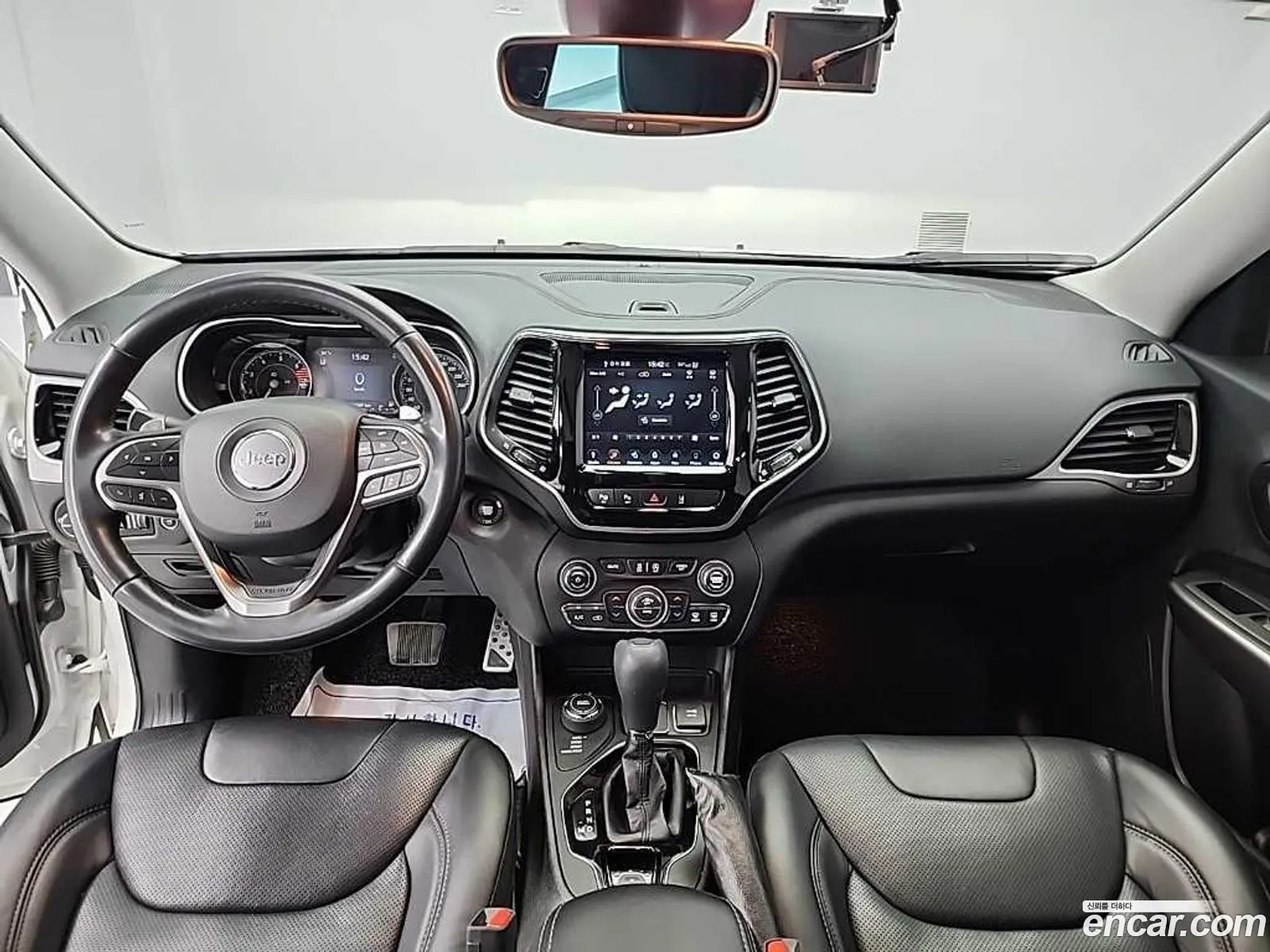 Jeep Cherokee 2021 — 18