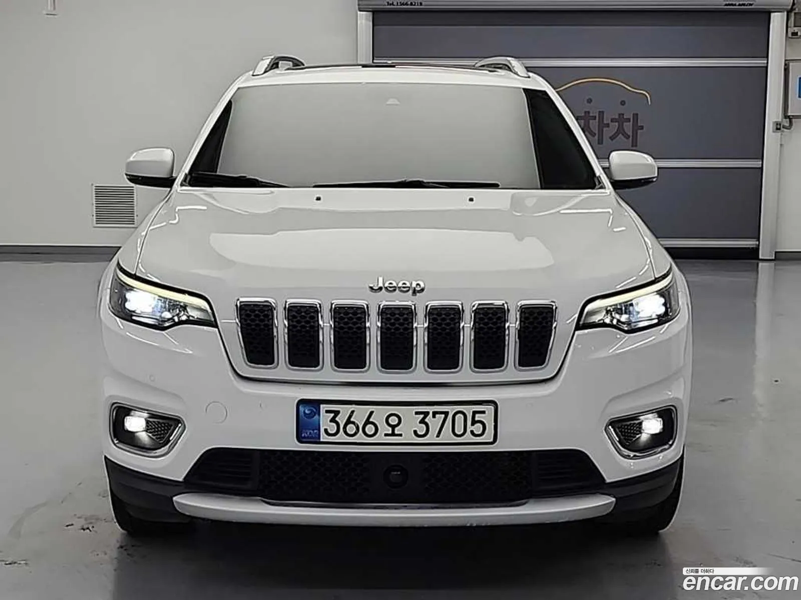 Jeep Cherokee 2021 — 4