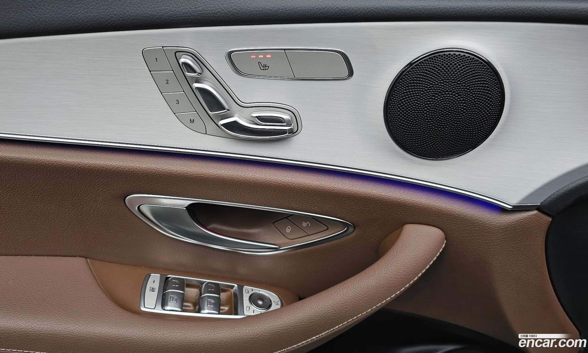 Mercedes-Benz E-Class W213 2020 — 24