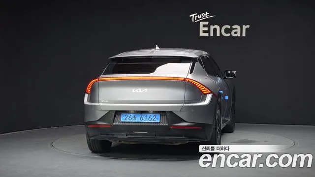 Kia EV6 2023 — 3