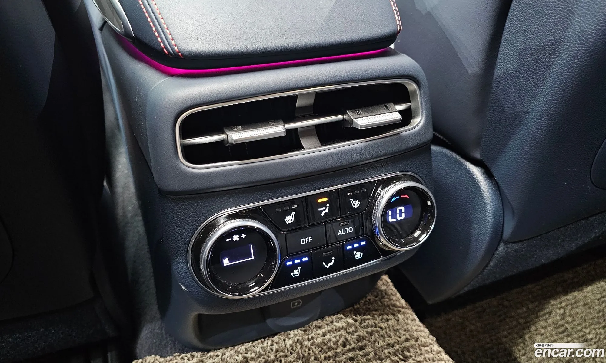 Genesis GV70 2021 — 21