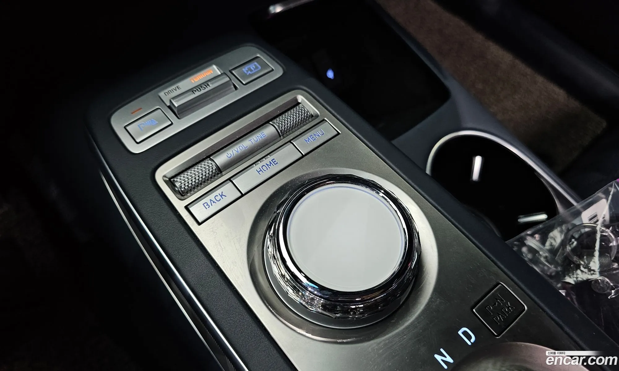 Genesis GV70 2021 — 15