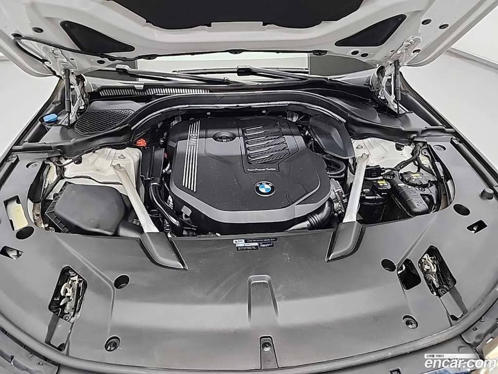 BMW 6 Series GT 2019 — 3