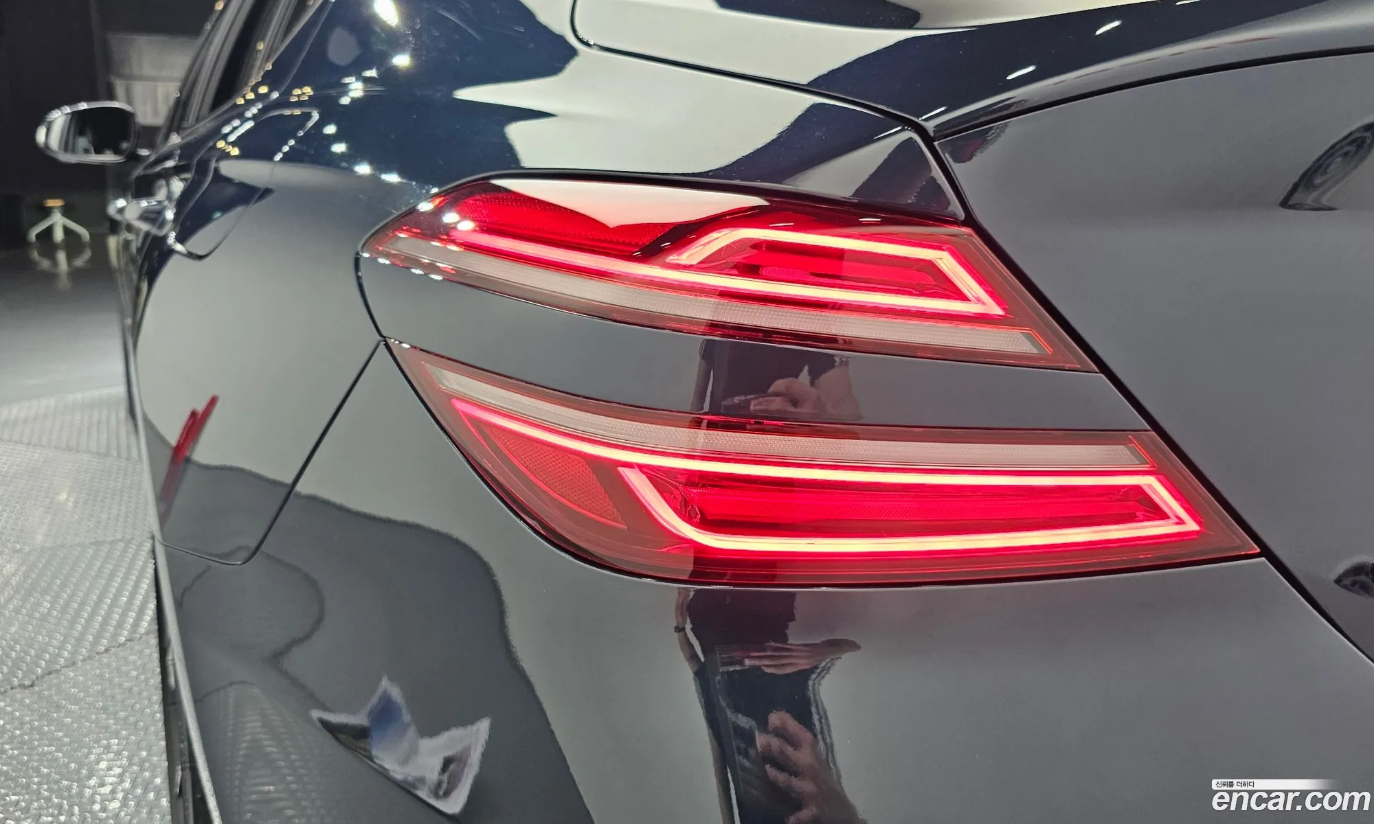 Genesis G70 2021 — 12