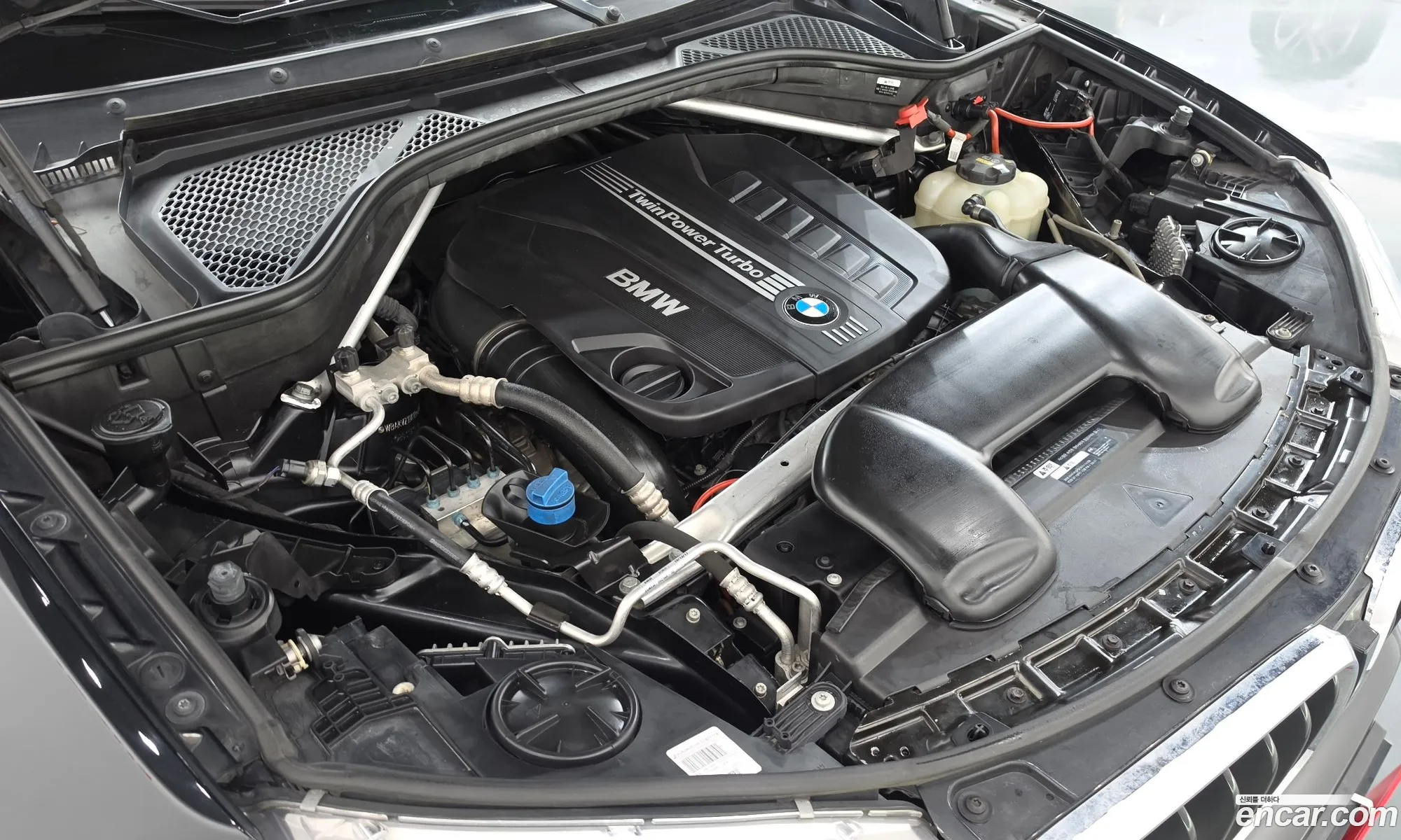 BMW X6 2018 WBAKV210XJ0Y40175 — 5