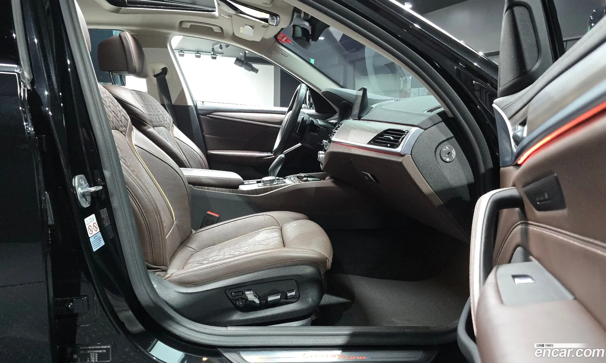 BMW 5 Series 2019 WBAJF3101KWW48110 — 8