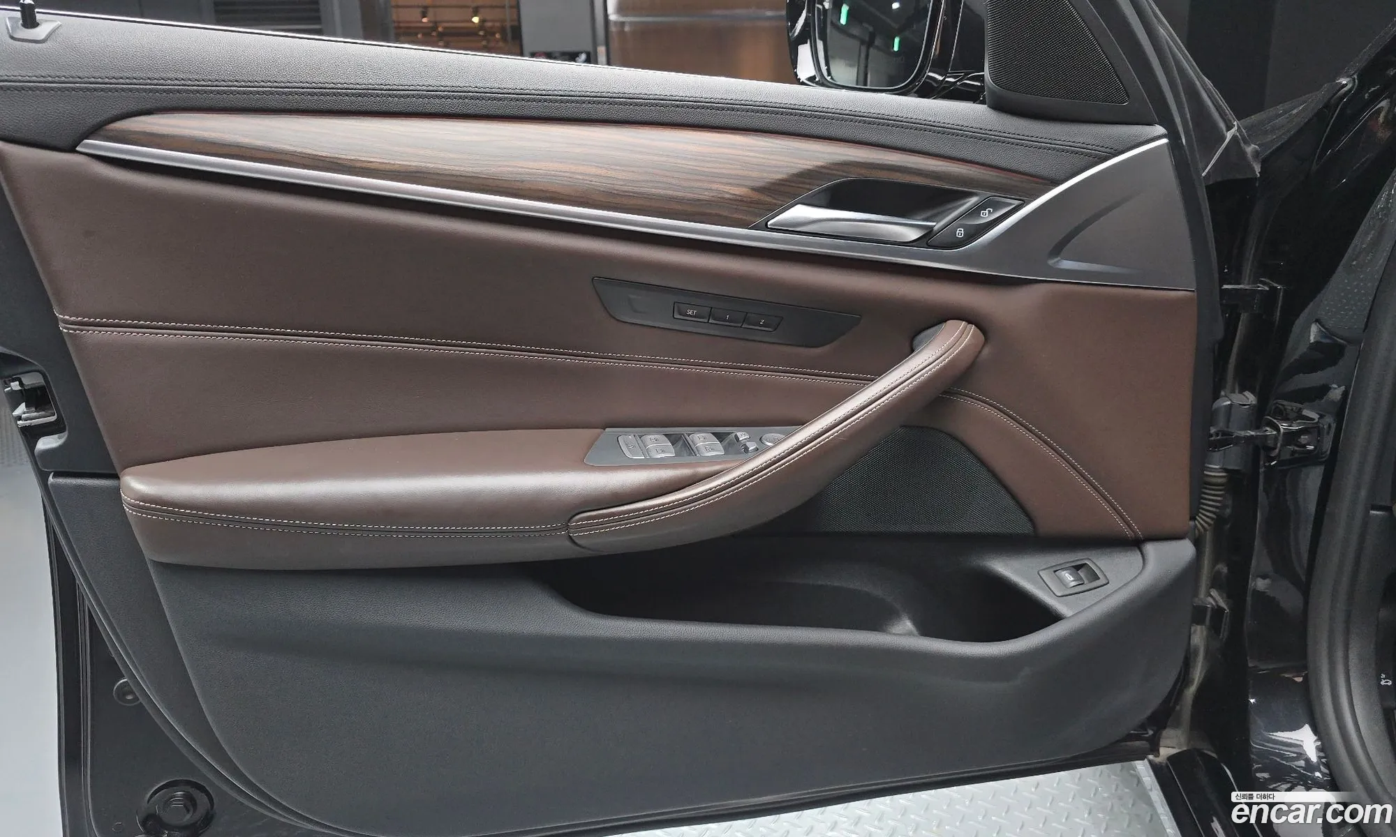 BMW 5 Series 2019 WBAJF3101KWW48110 — 14