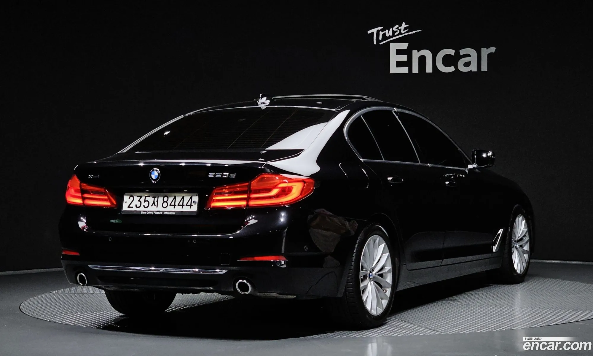 BMW 5 Series 2019 WBAJF3101KWW48110 — 17