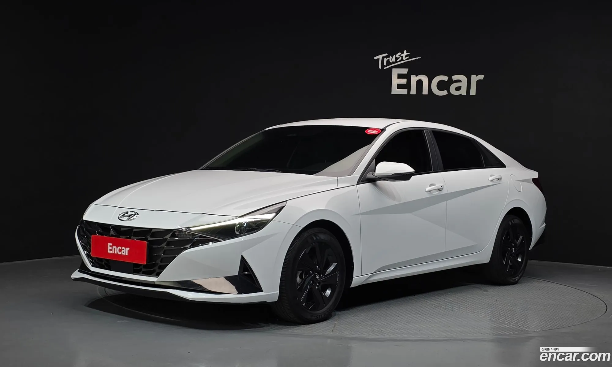 Hyundai Elantra 2022 — 20