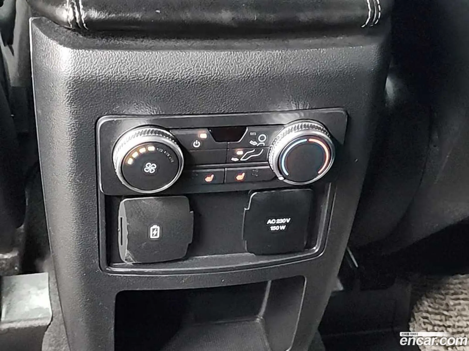 Ford Explorer 6th Gen 2020 — 12