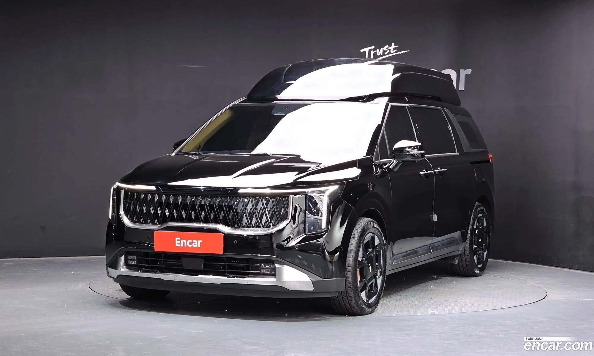 Kia Carnival 2024 — 18