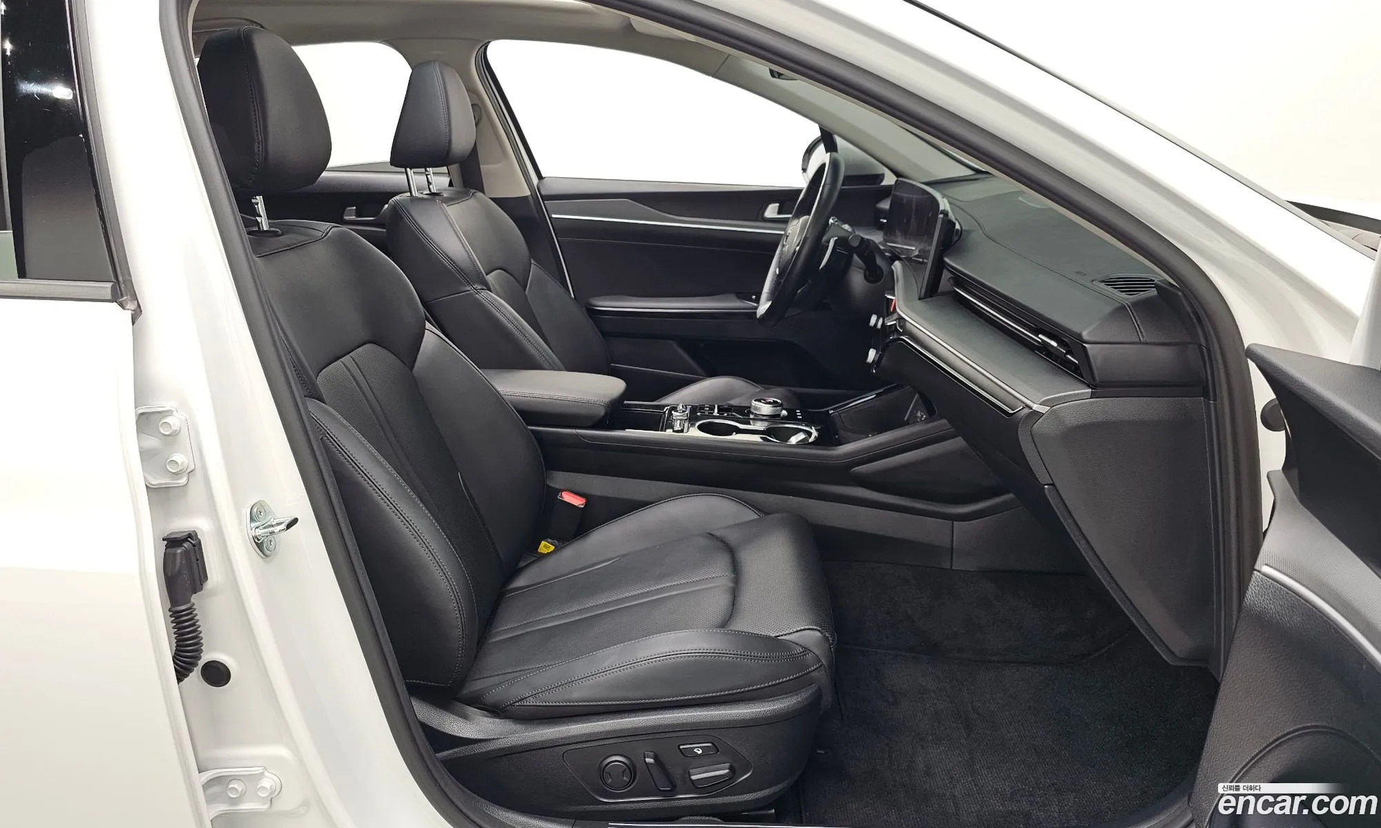 Kia K5 2024 — 31