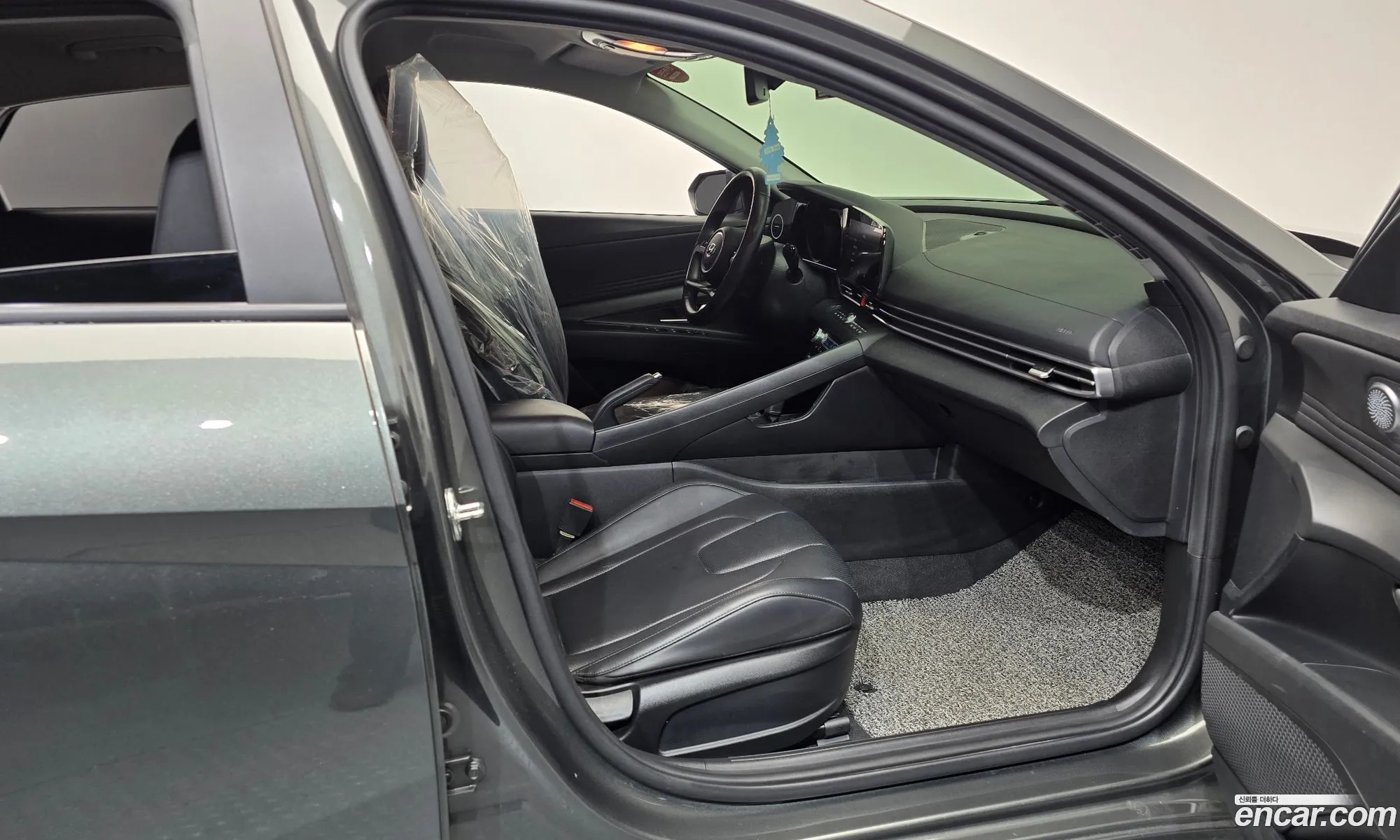 Hyundai Elantra 2021 — 4