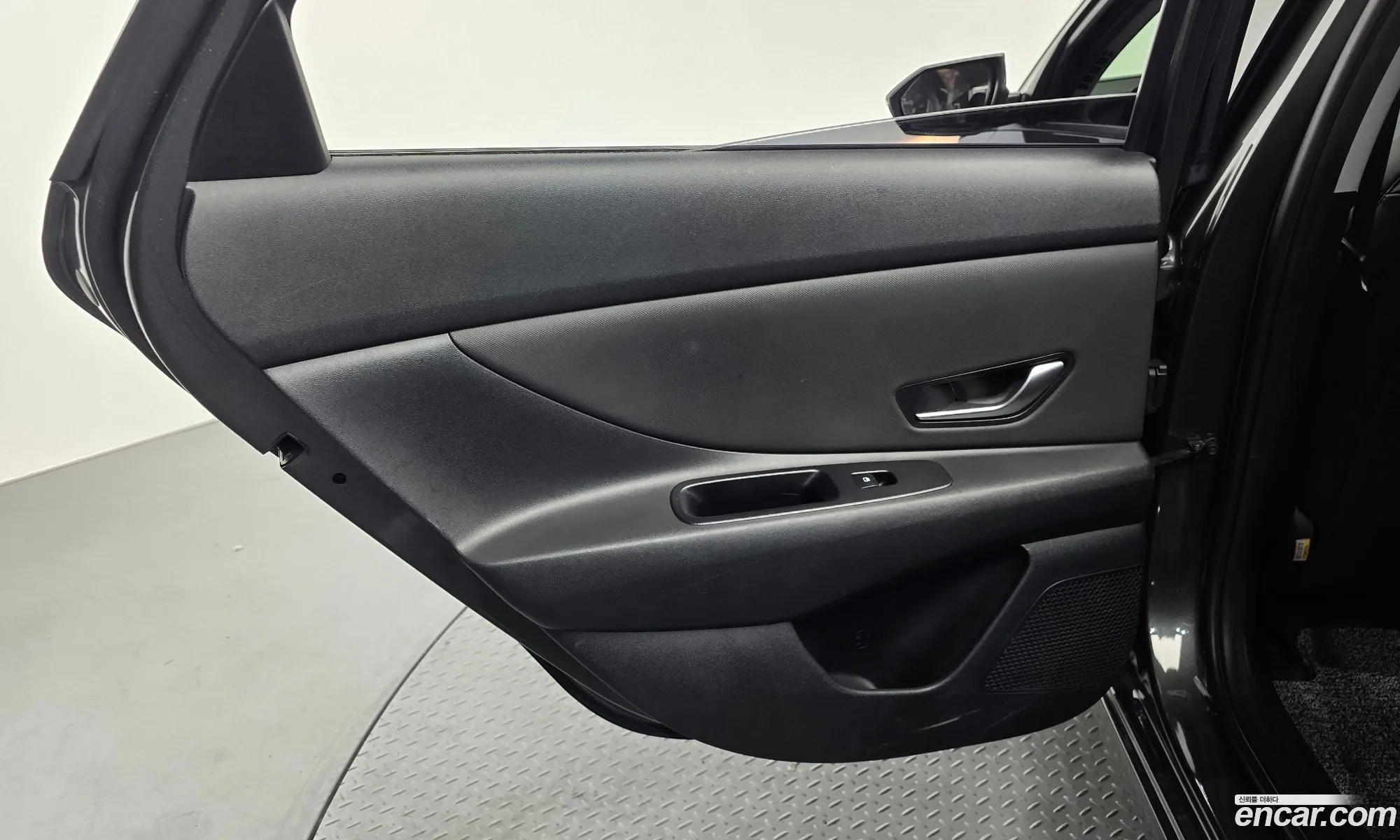 Hyundai Elantra 2021 — 16