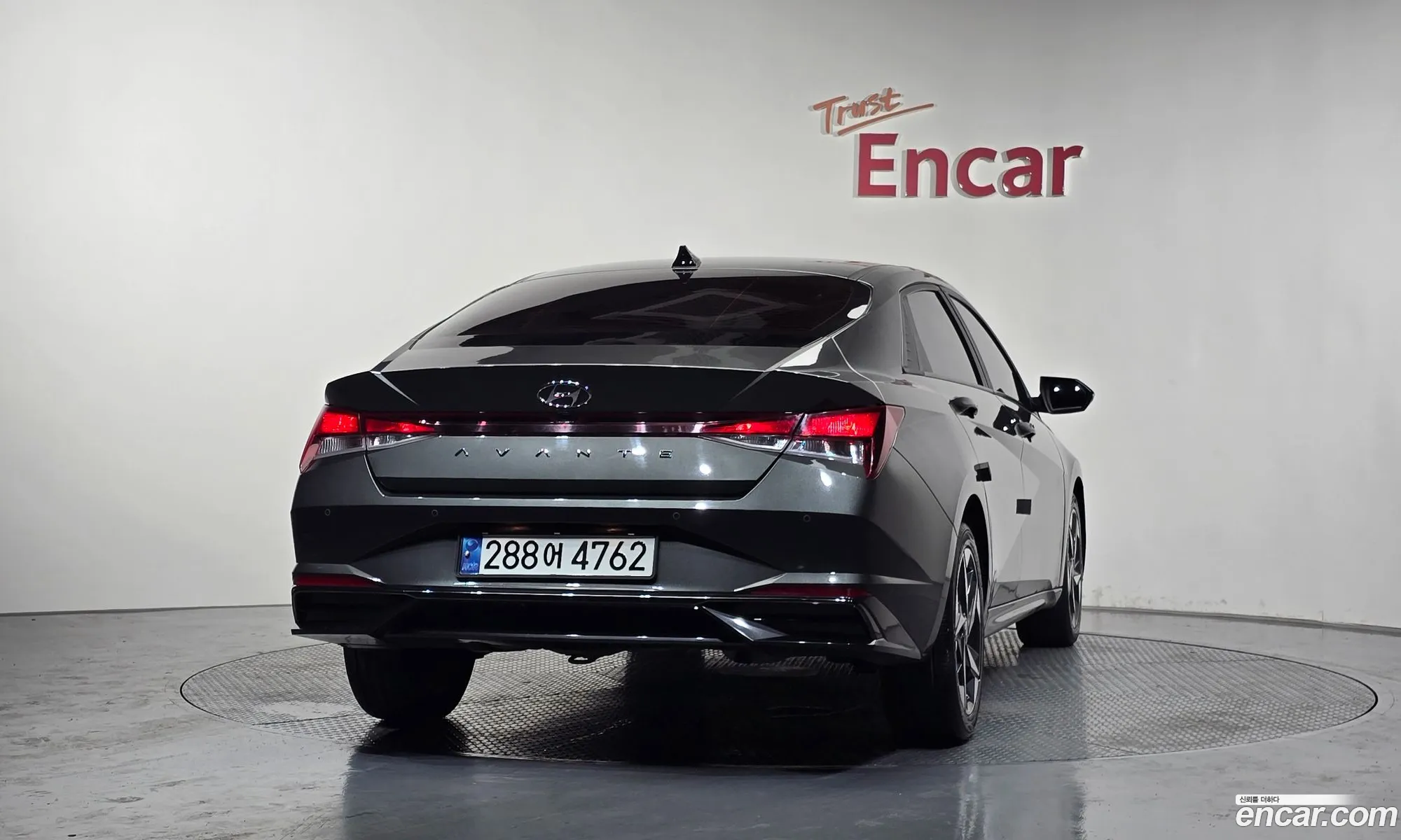 Hyundai Elantra 2021 — 3