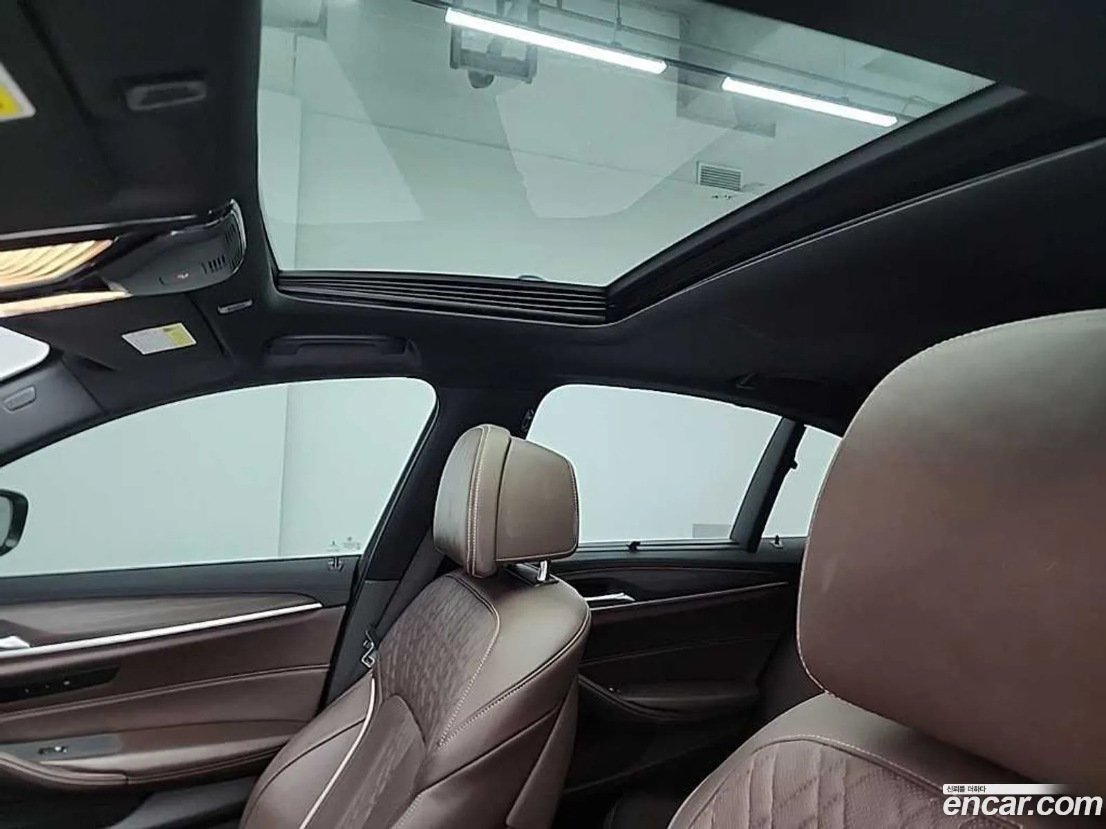 BMW 5 Series 2017 — 14