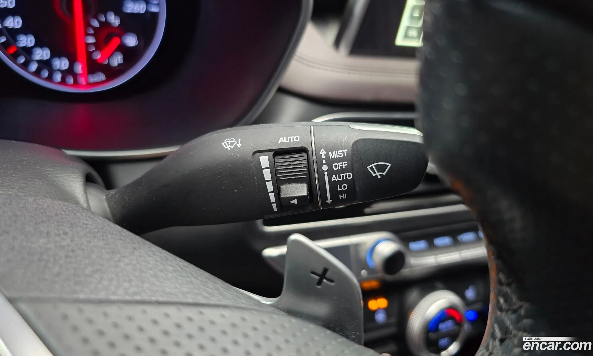 Genesis G70 2018 — 14