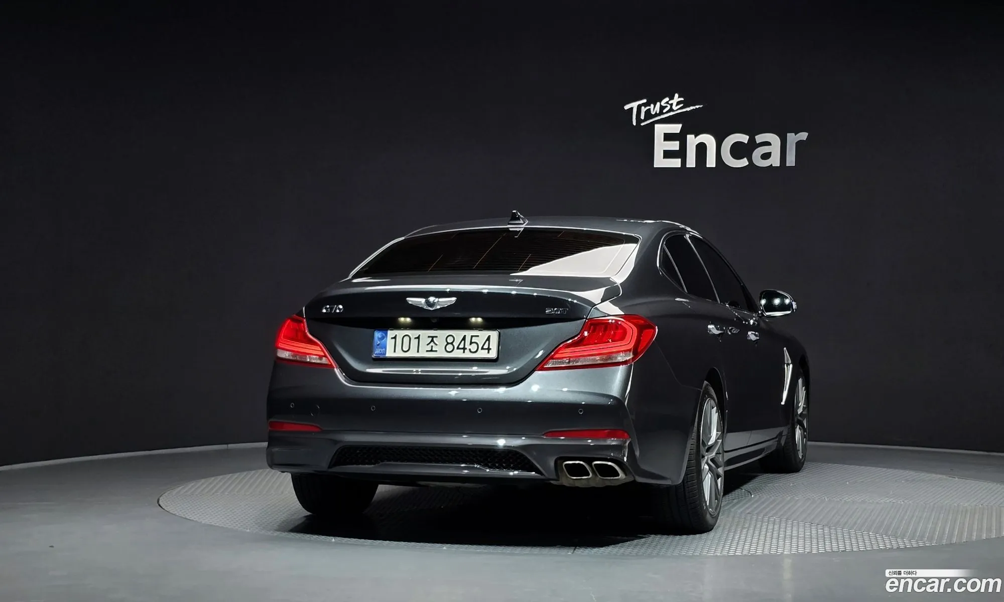 Genesis G70 2018 — 30