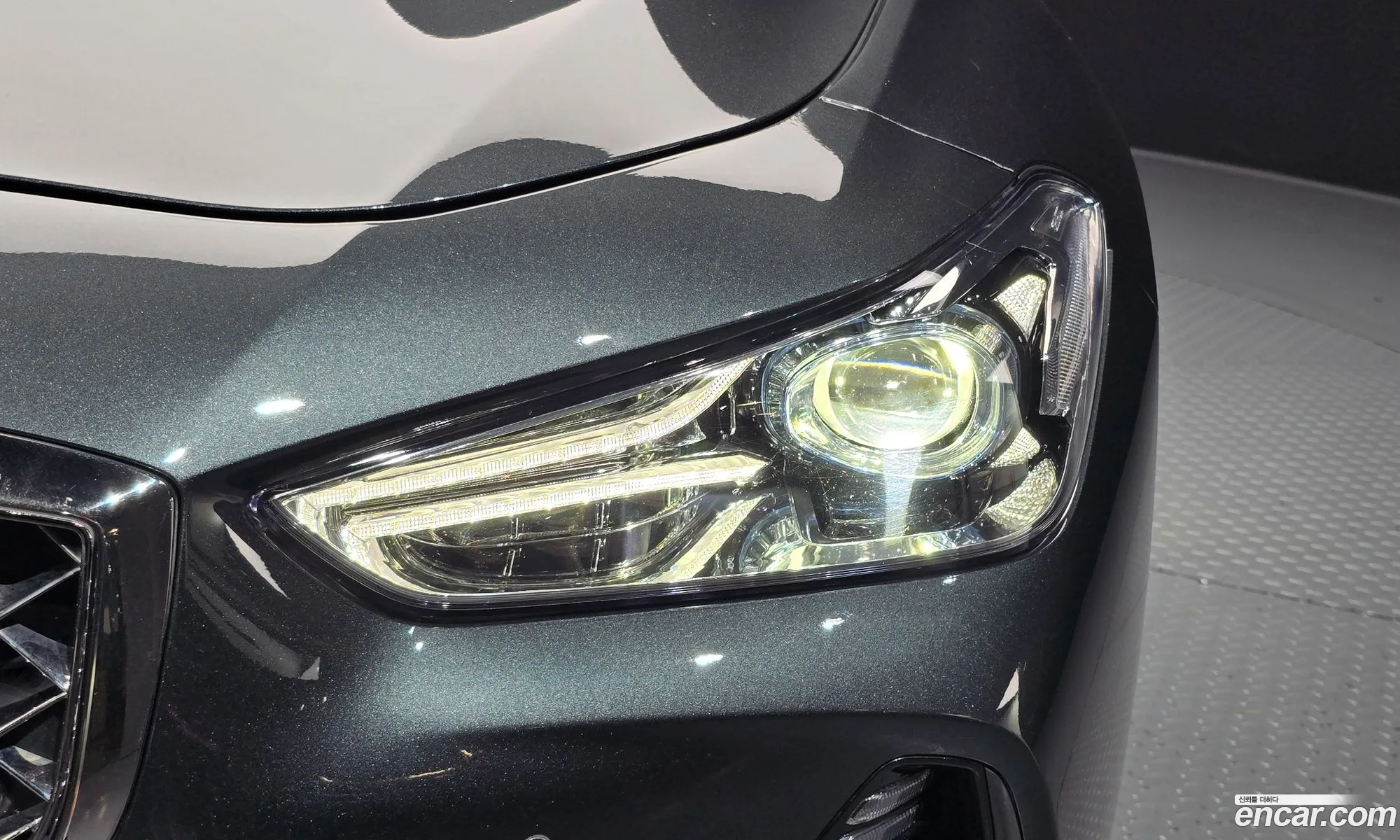Genesis G70 2018 — 26