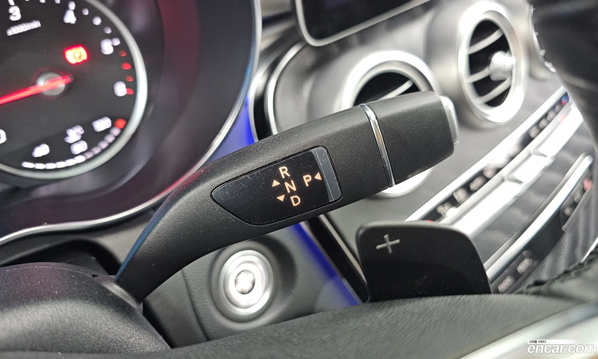 Mercedes-Benz C-Class W205 2019 — 25