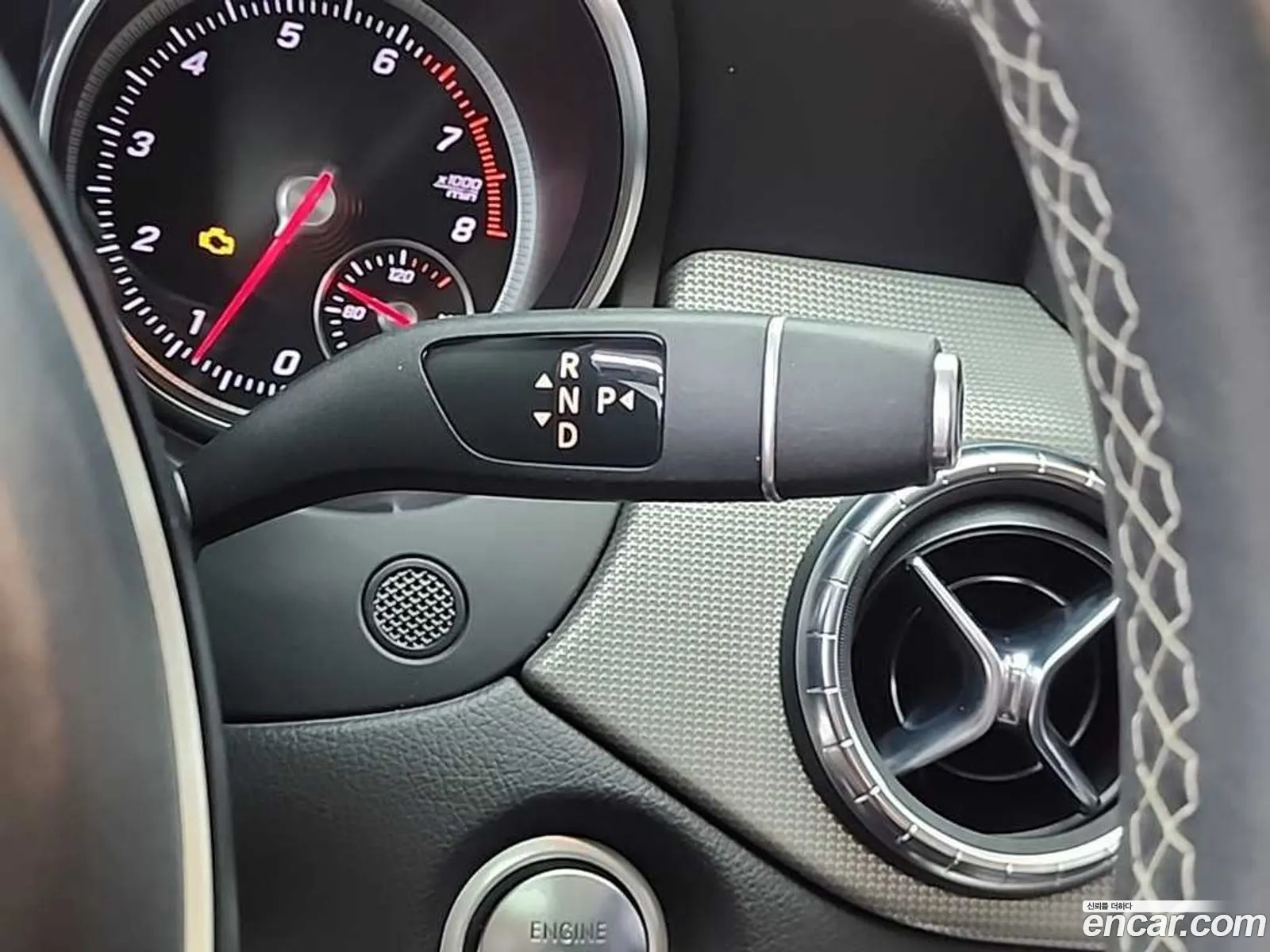 Mercedes-Benz CLA-Class C117 2017 — 15