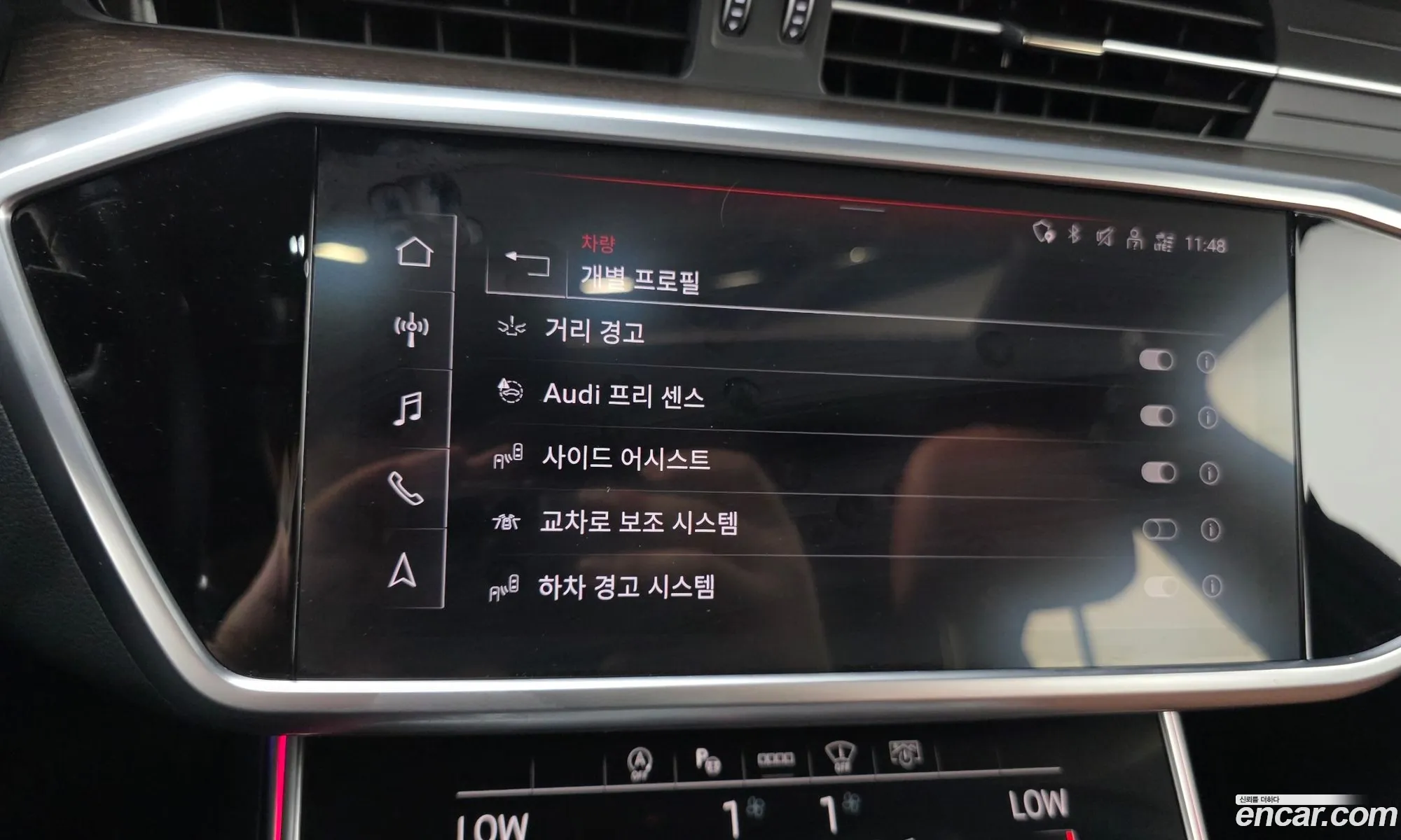Audi A6 2022 WAUZZZF21NN006679 — 25
