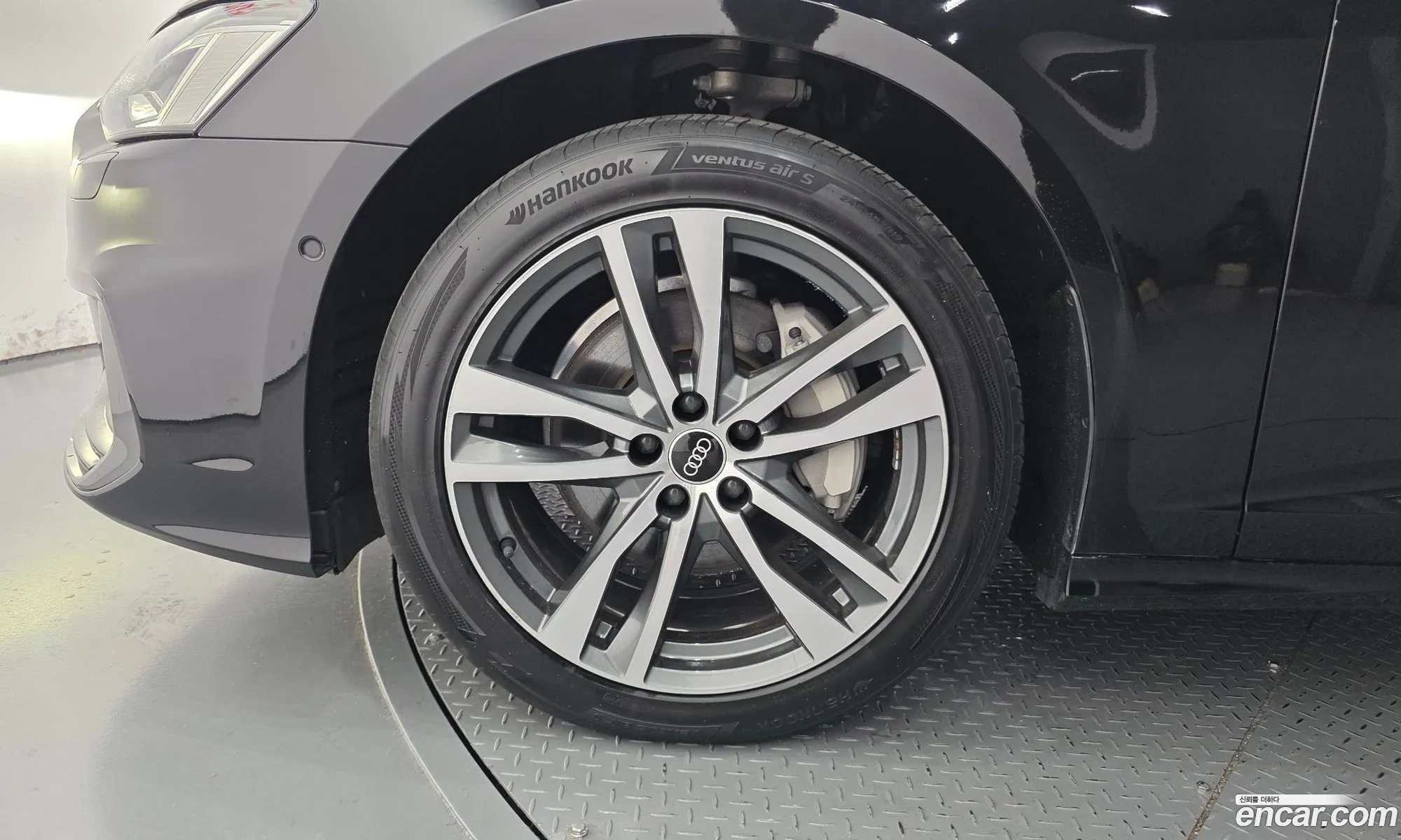 Audi A6 2022 WAUZZZF21NN006679 — 2