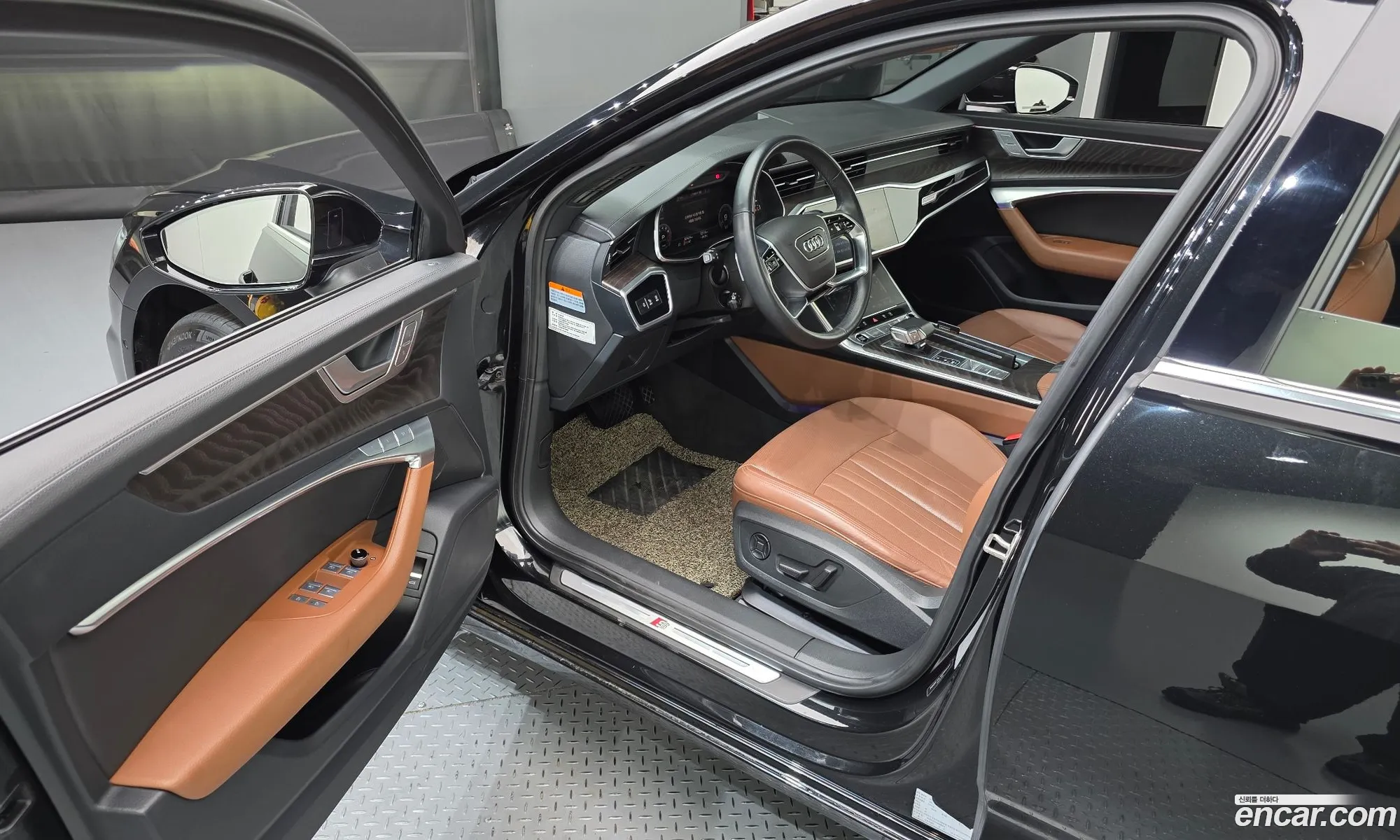 Audi A6 2022 WAUZZZF21NN006679 — 28