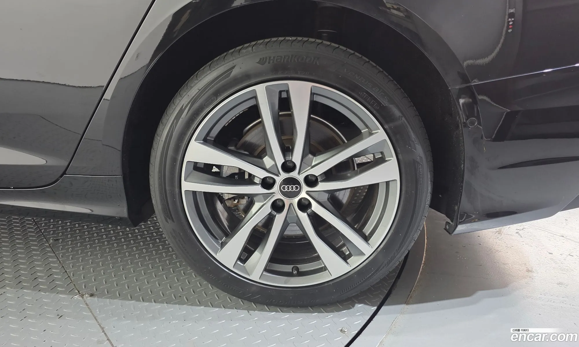 Audi A6 2022 WAUZZZF21NN006679 — 16