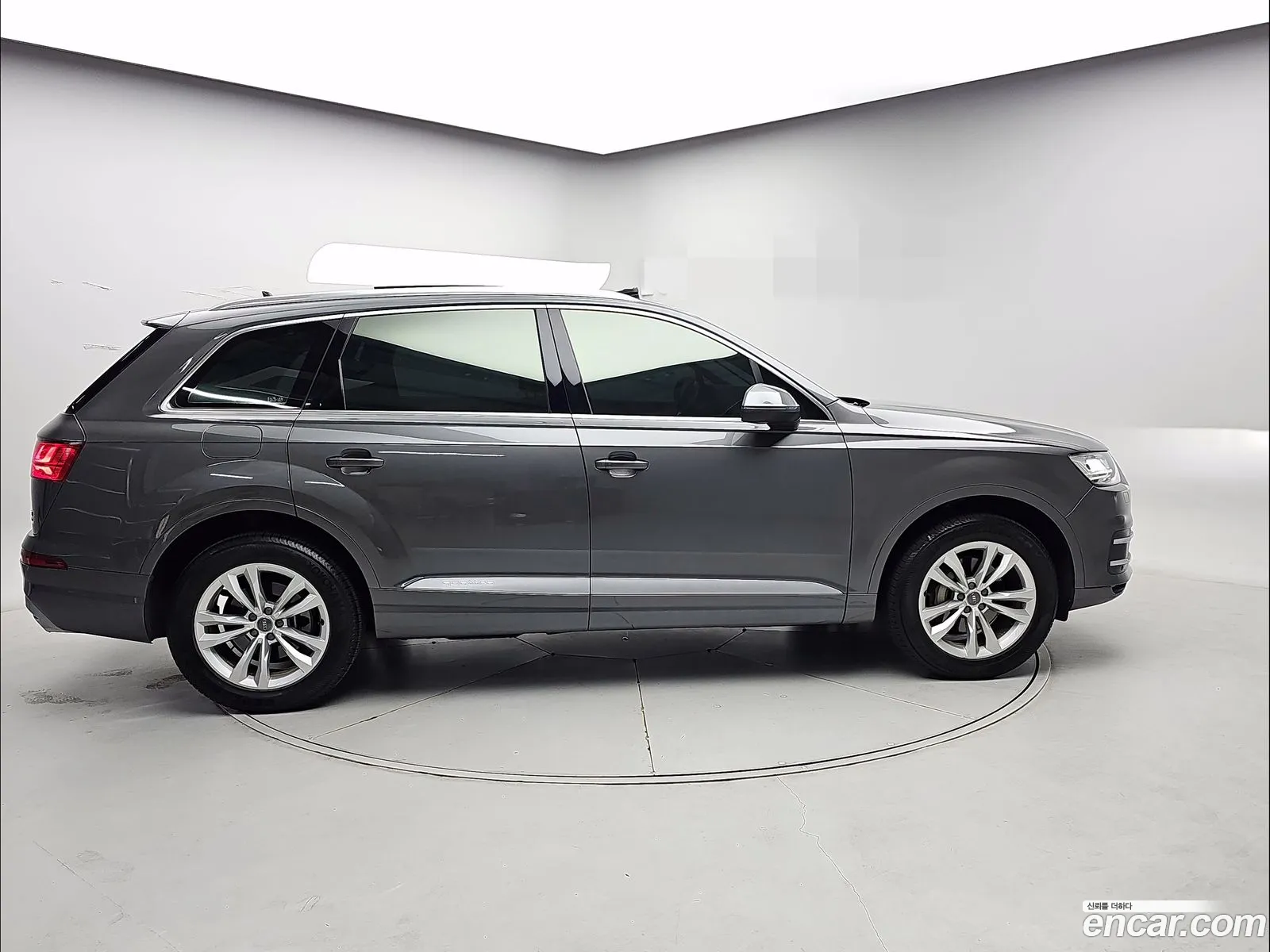 Audi Q7 2019 — 4