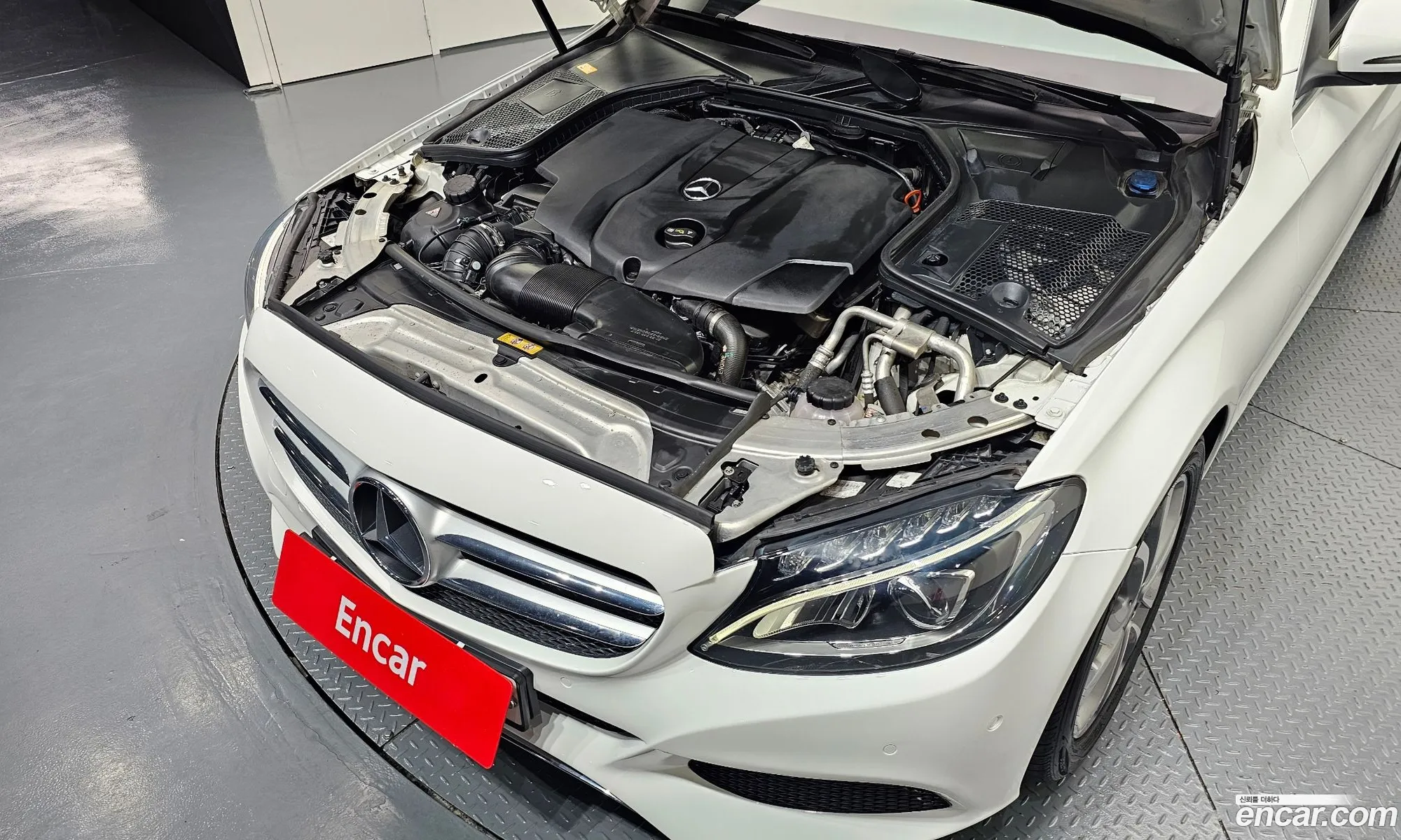 Mercedes-Benz C-Class W205 2016 — 3