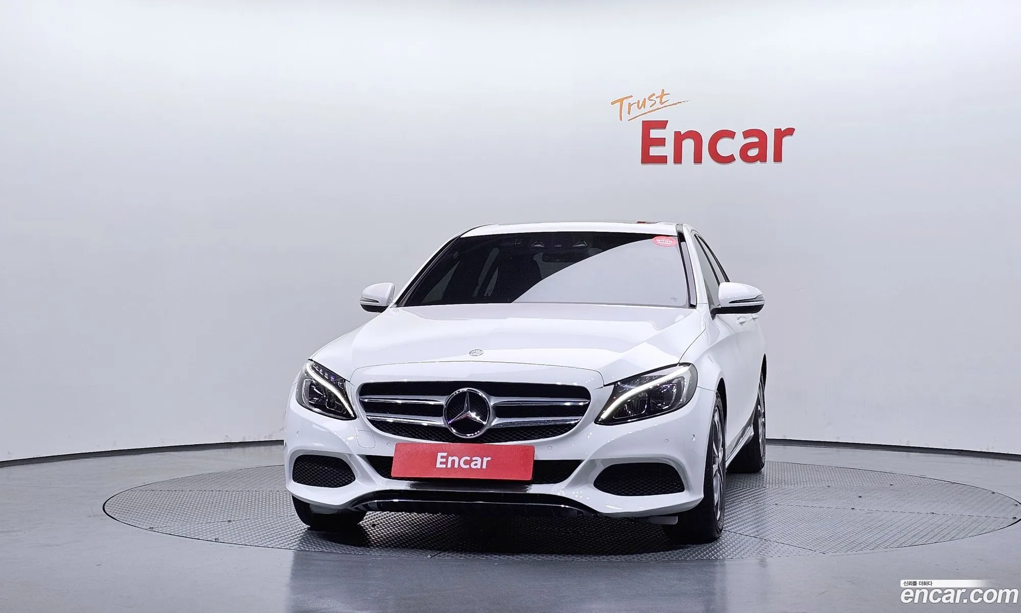 Mercedes-Benz C-Class W205 2016 — 14