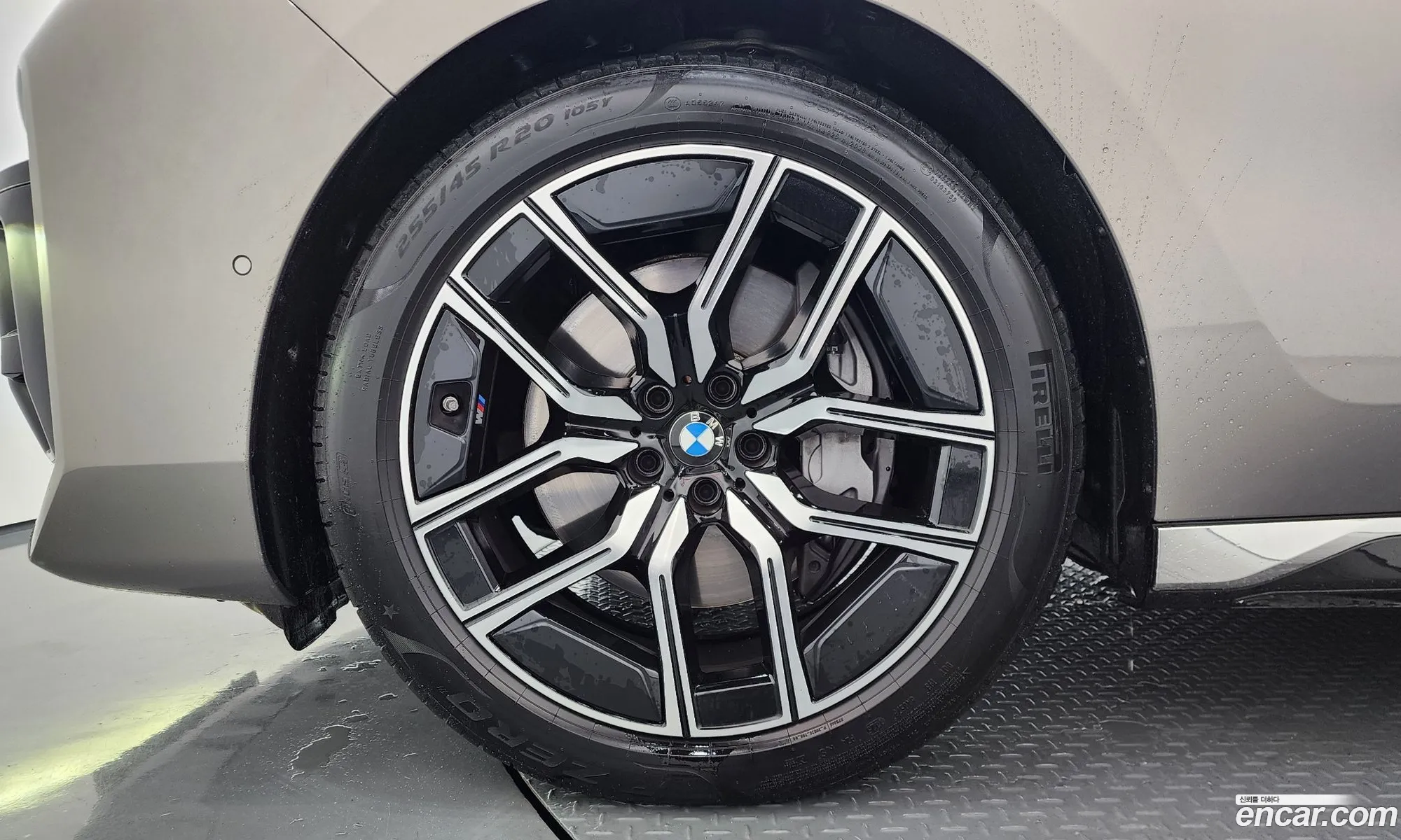 BMW 7 Series 2025 — 9