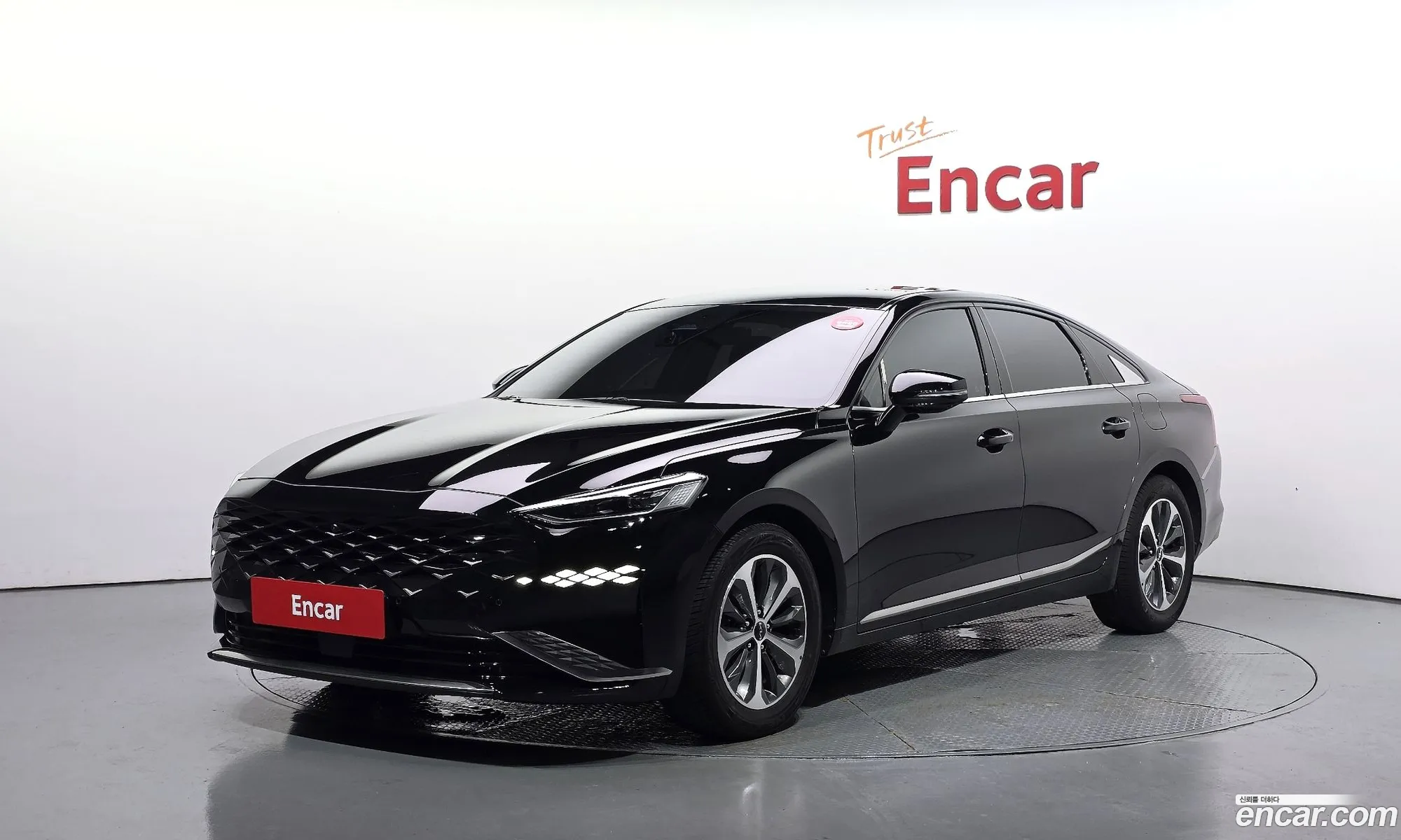 Kia K8 Hybrid 2021 — 11