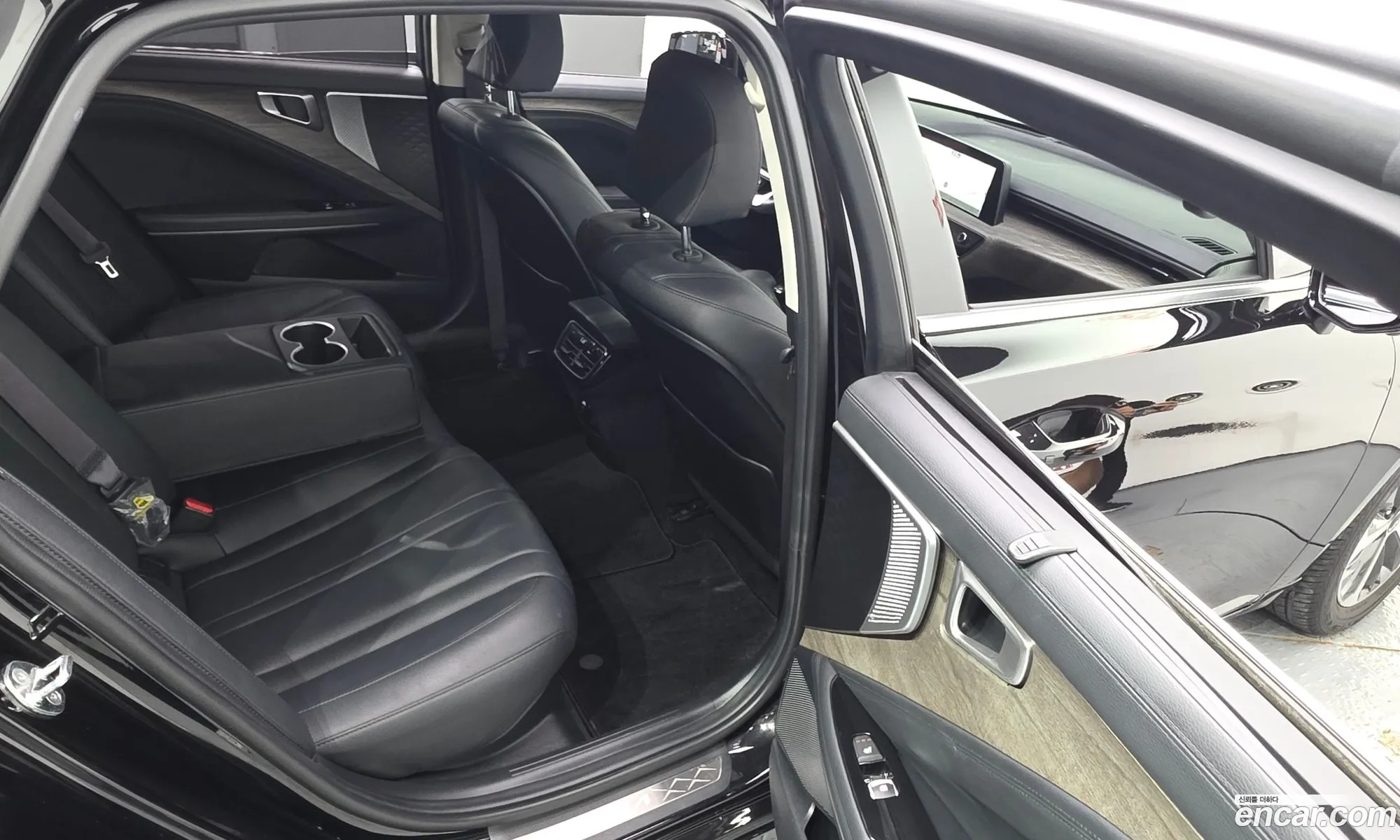 Kia K8 Hybrid 2021 — 26