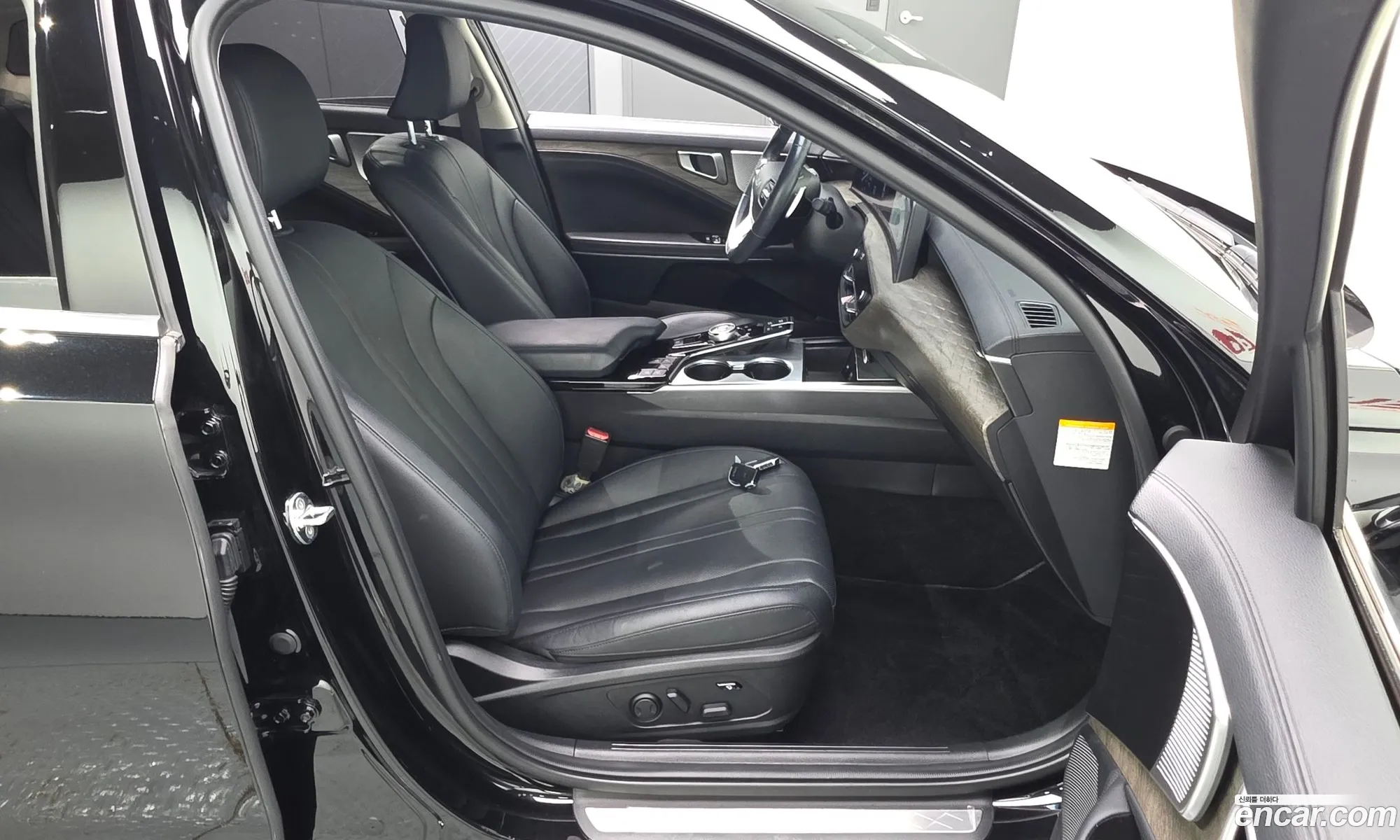 Kia K8 Hybrid 2021 — 13