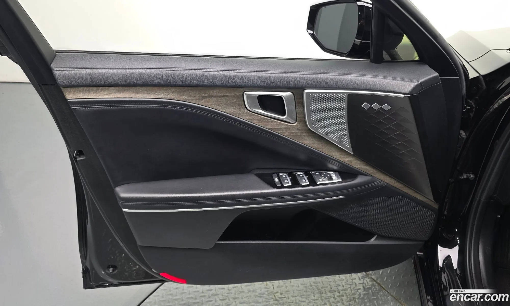 Kia K8 Hybrid 2021 — 29