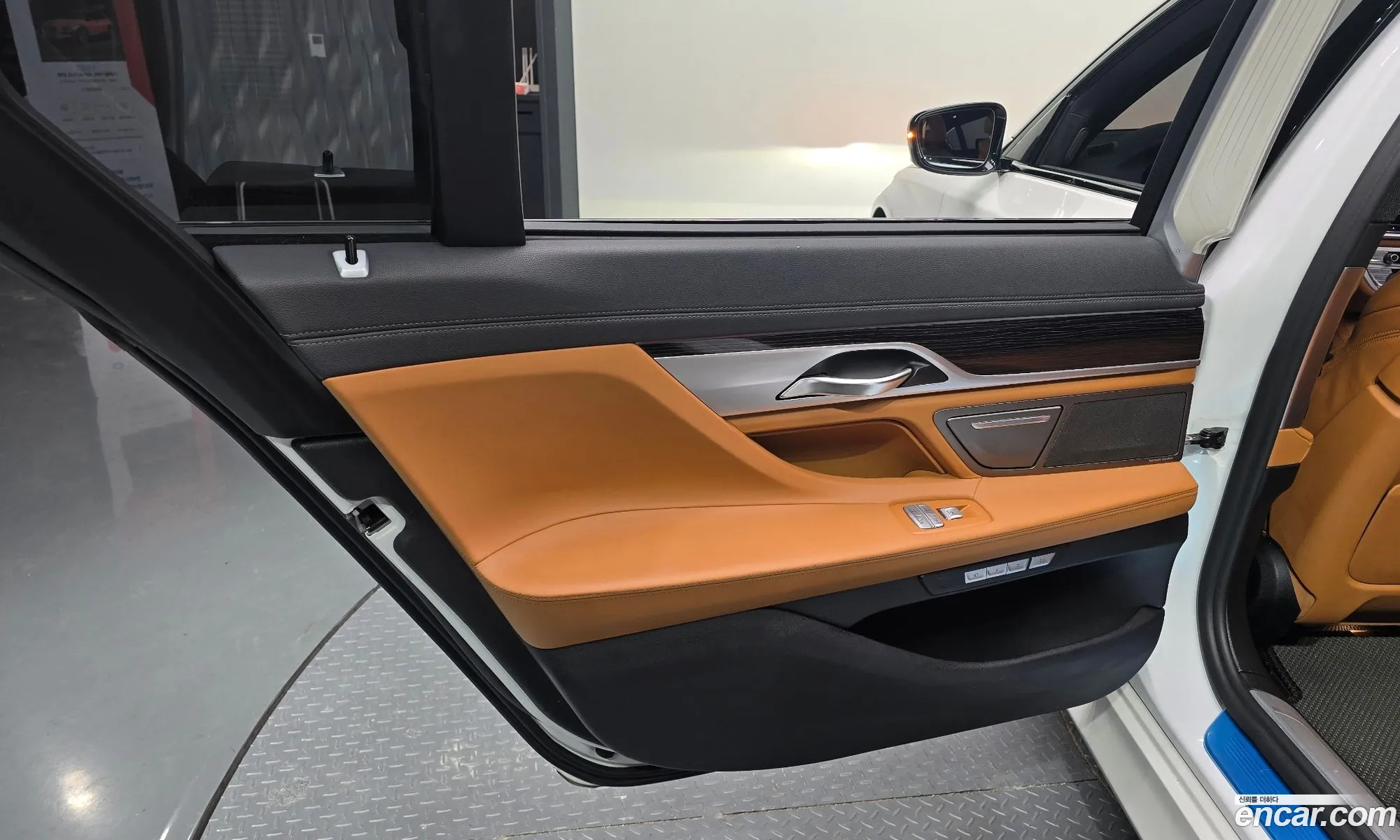 BMW 7 Series 2017 — 7