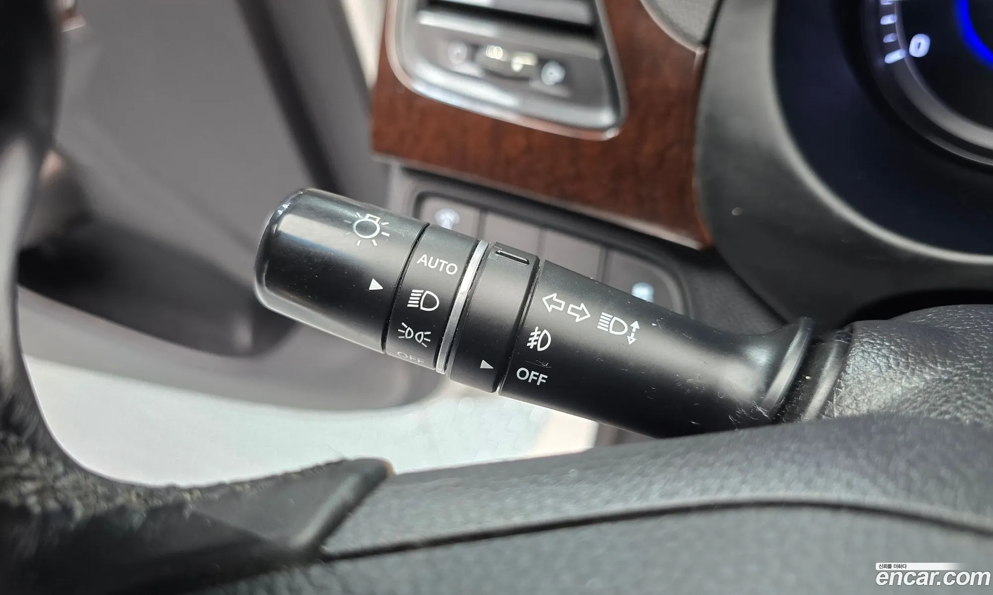 Hyundai Grandeur HG 2012 — 31