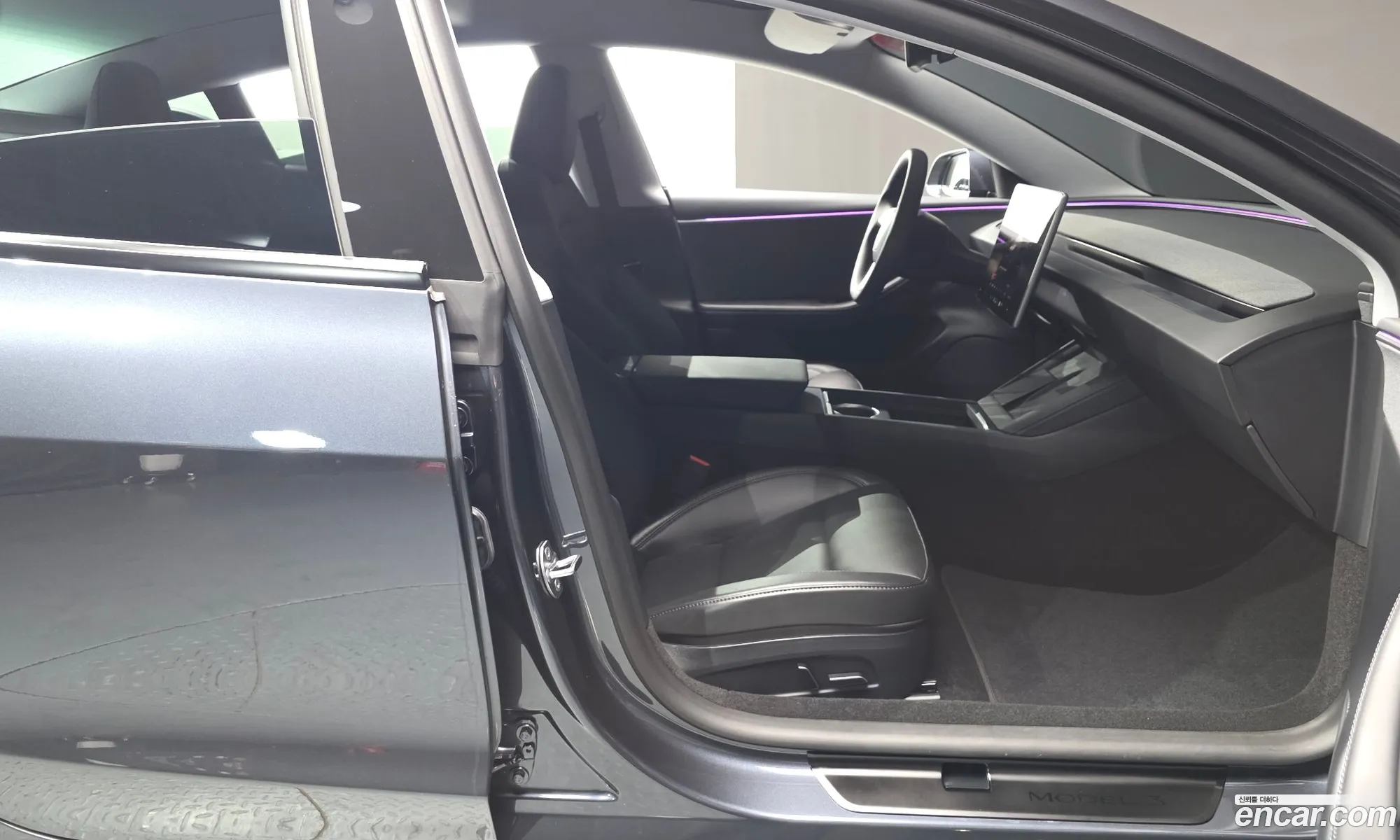 Tesla Model 3 2025 LRW3E7FSXSC600975 — 10