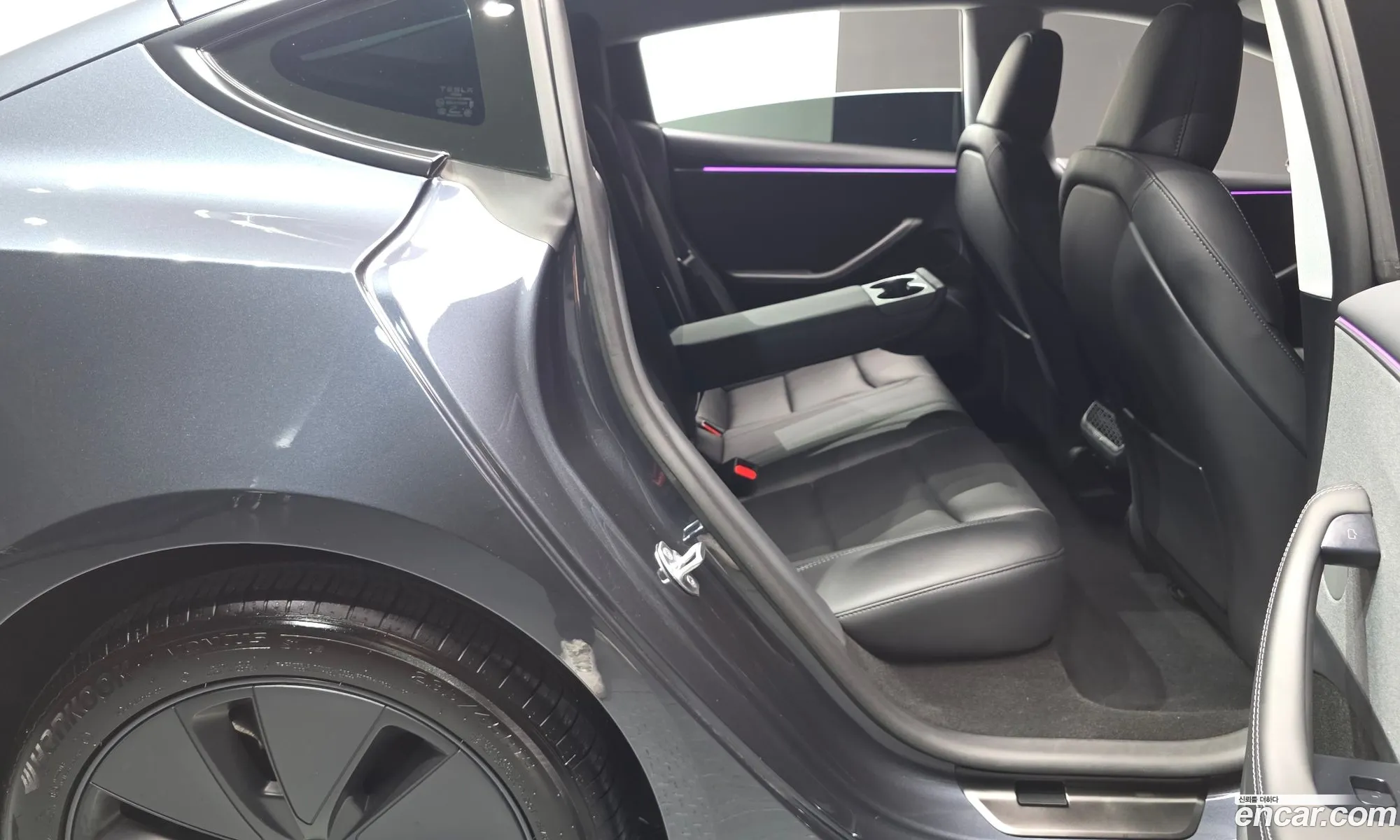 Tesla Model 3 2025 LRW3E7FSXSC600975 — 21